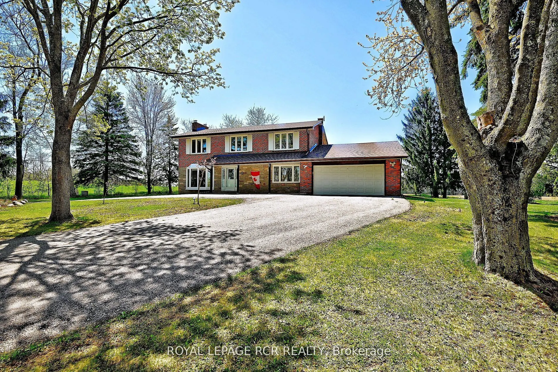 6215 17th Side Road