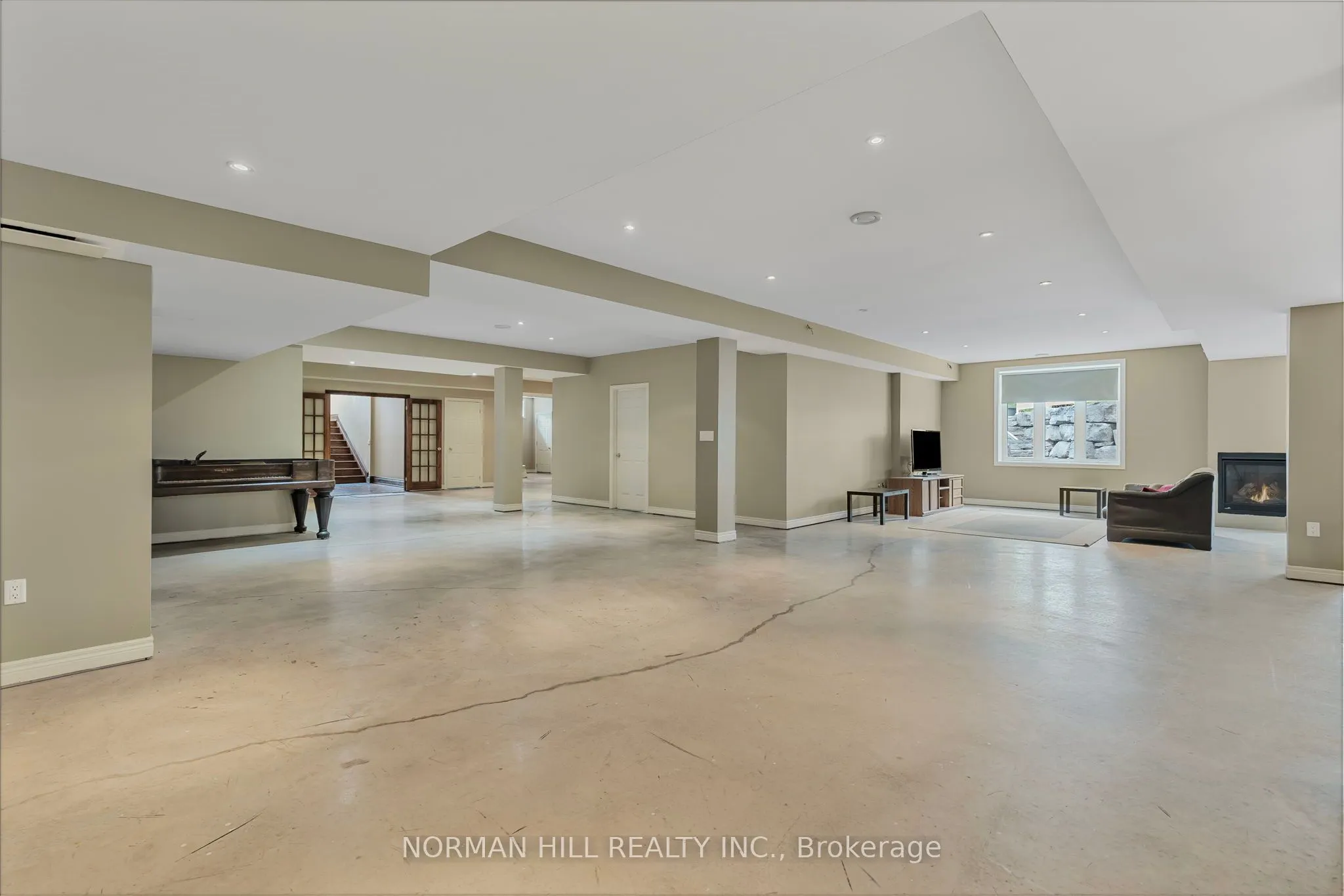 16415 7th Concession Road