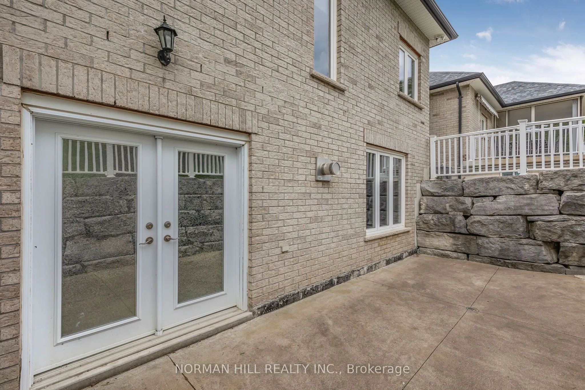 16415 7th Concession Road