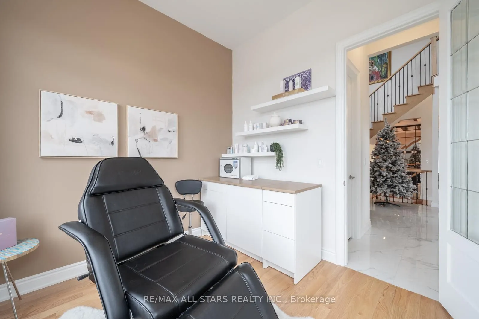 7 Ballanview Court