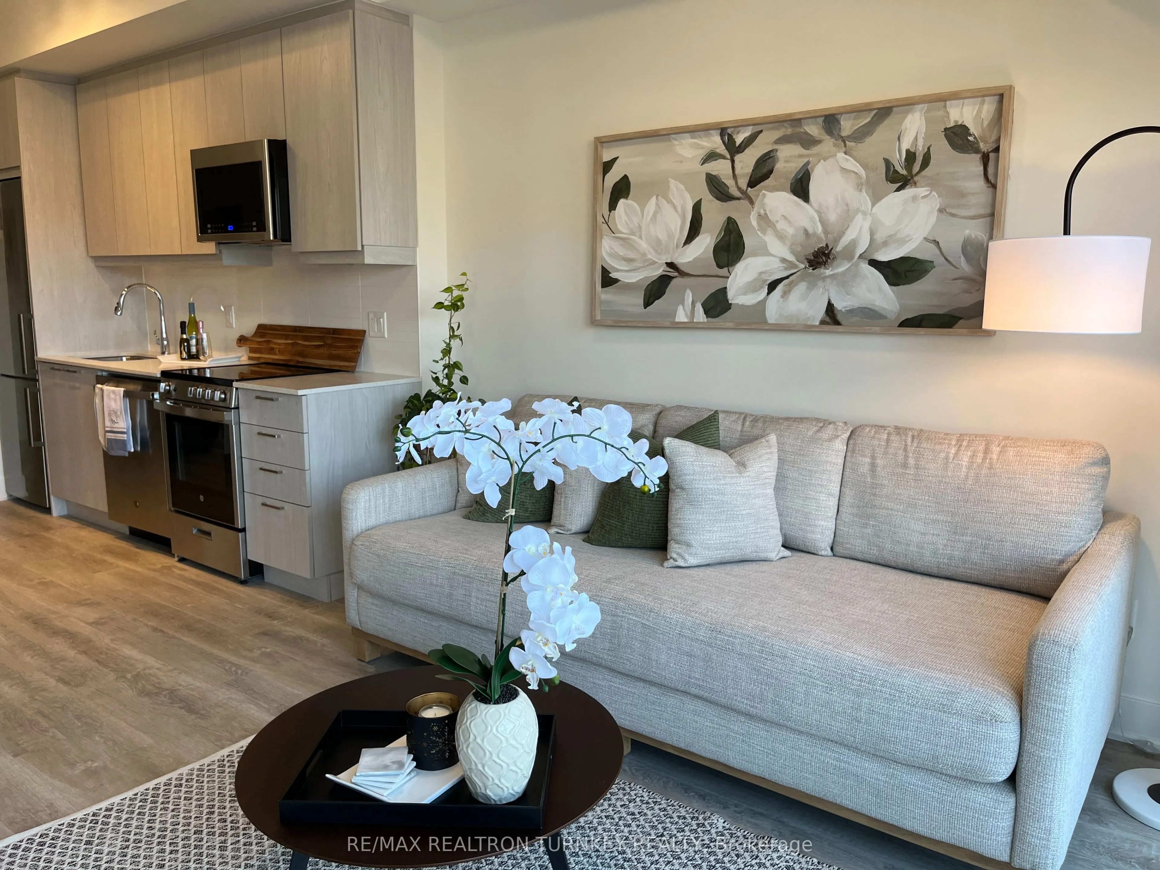 185 Deerfield Road, #018