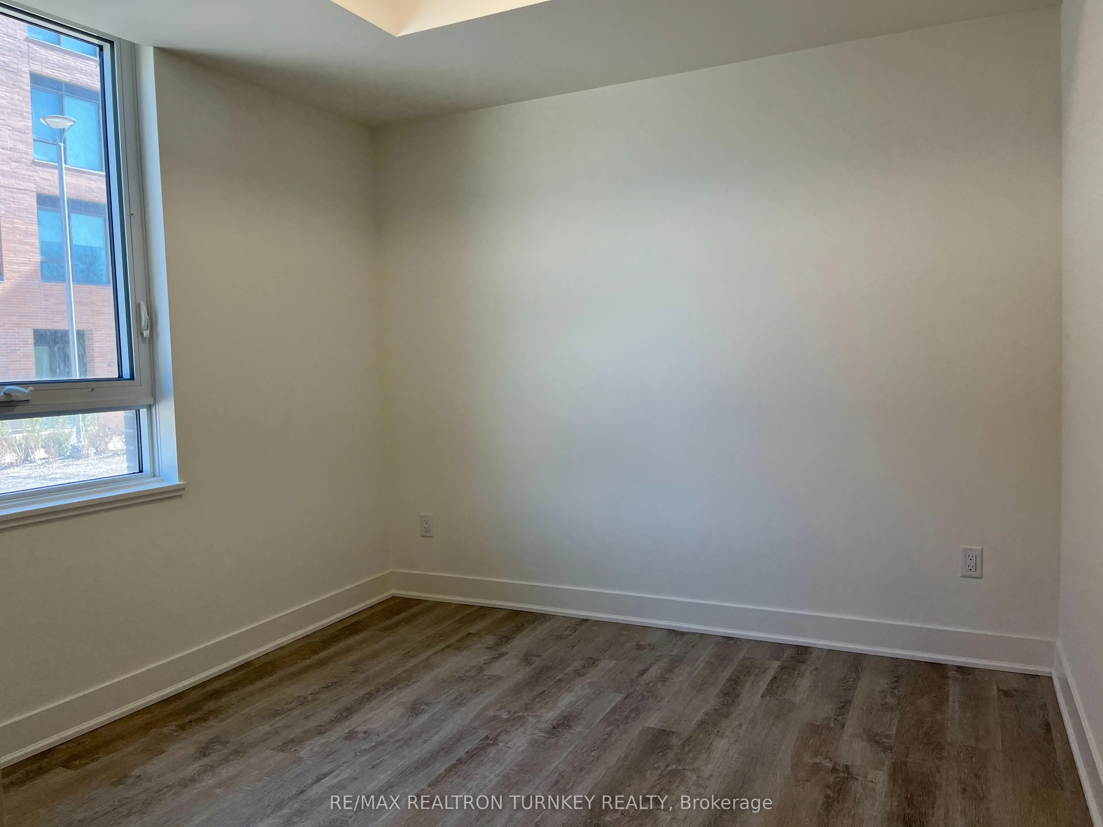 185 Deerfield Road, #018