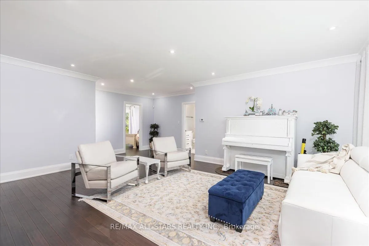 177 Hedge Road
