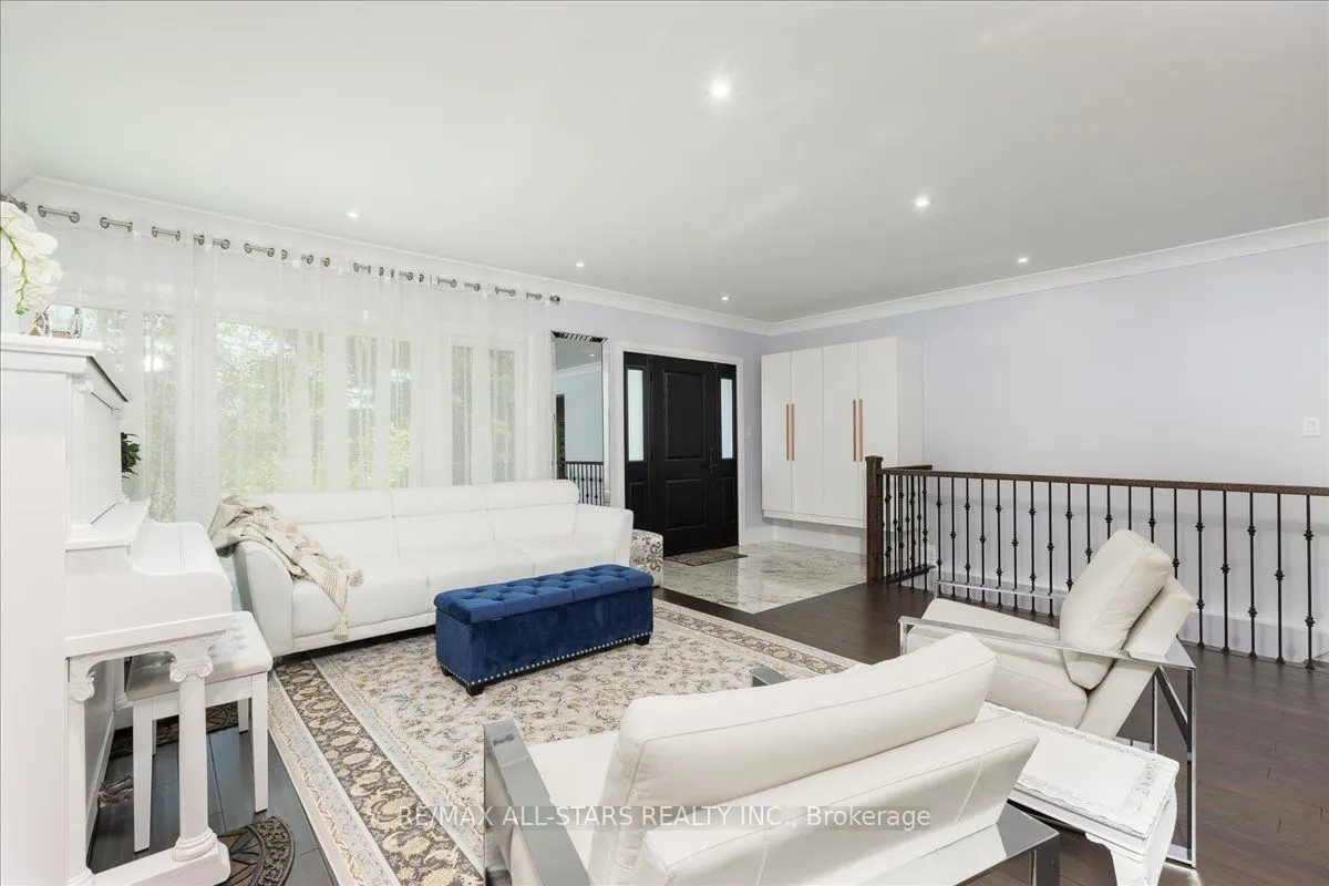 177 Hedge Road