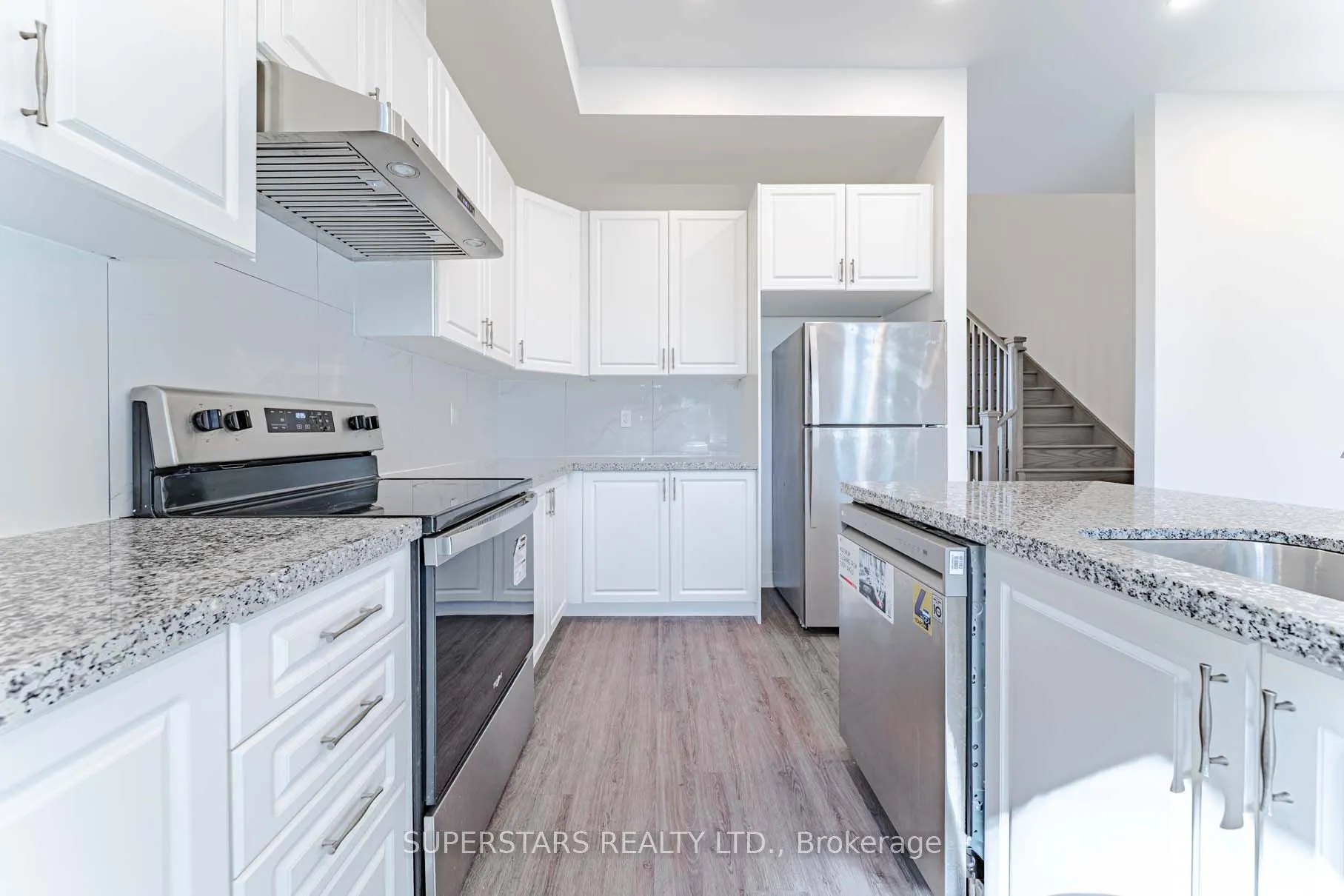 21 Armillo Place