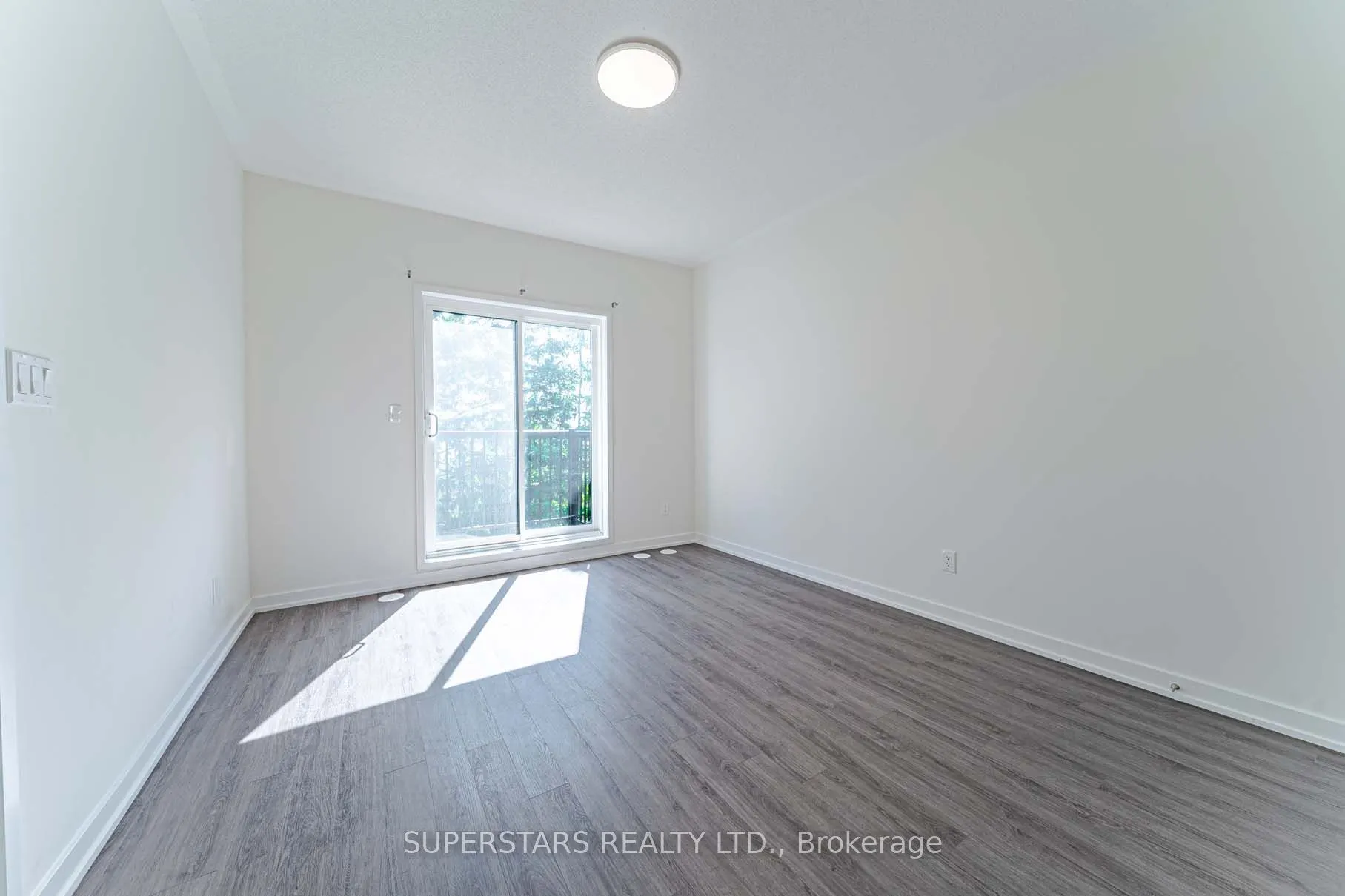 21 Armillo Place