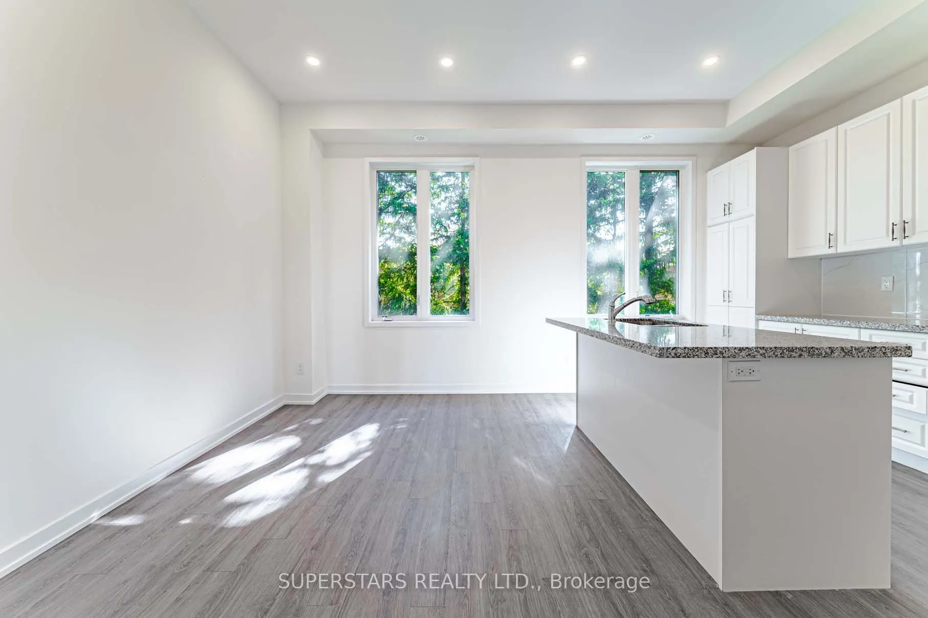 21 Armillo Place
