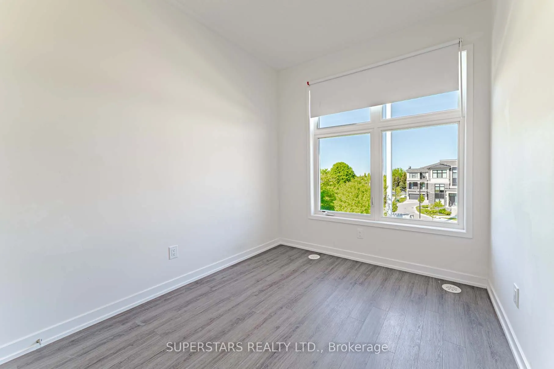 21 Armillo Place