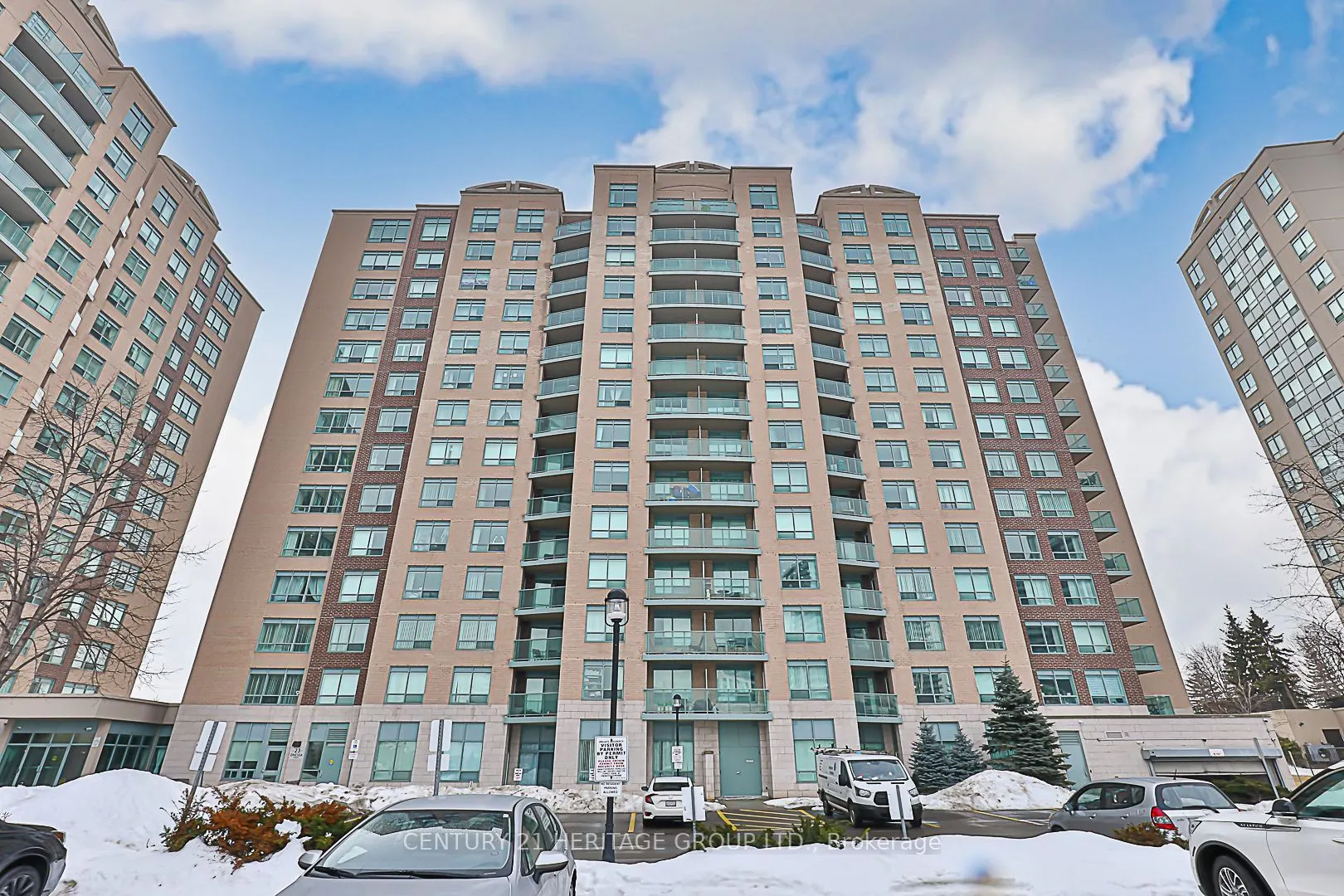 23 Oneida Crescent, #1207