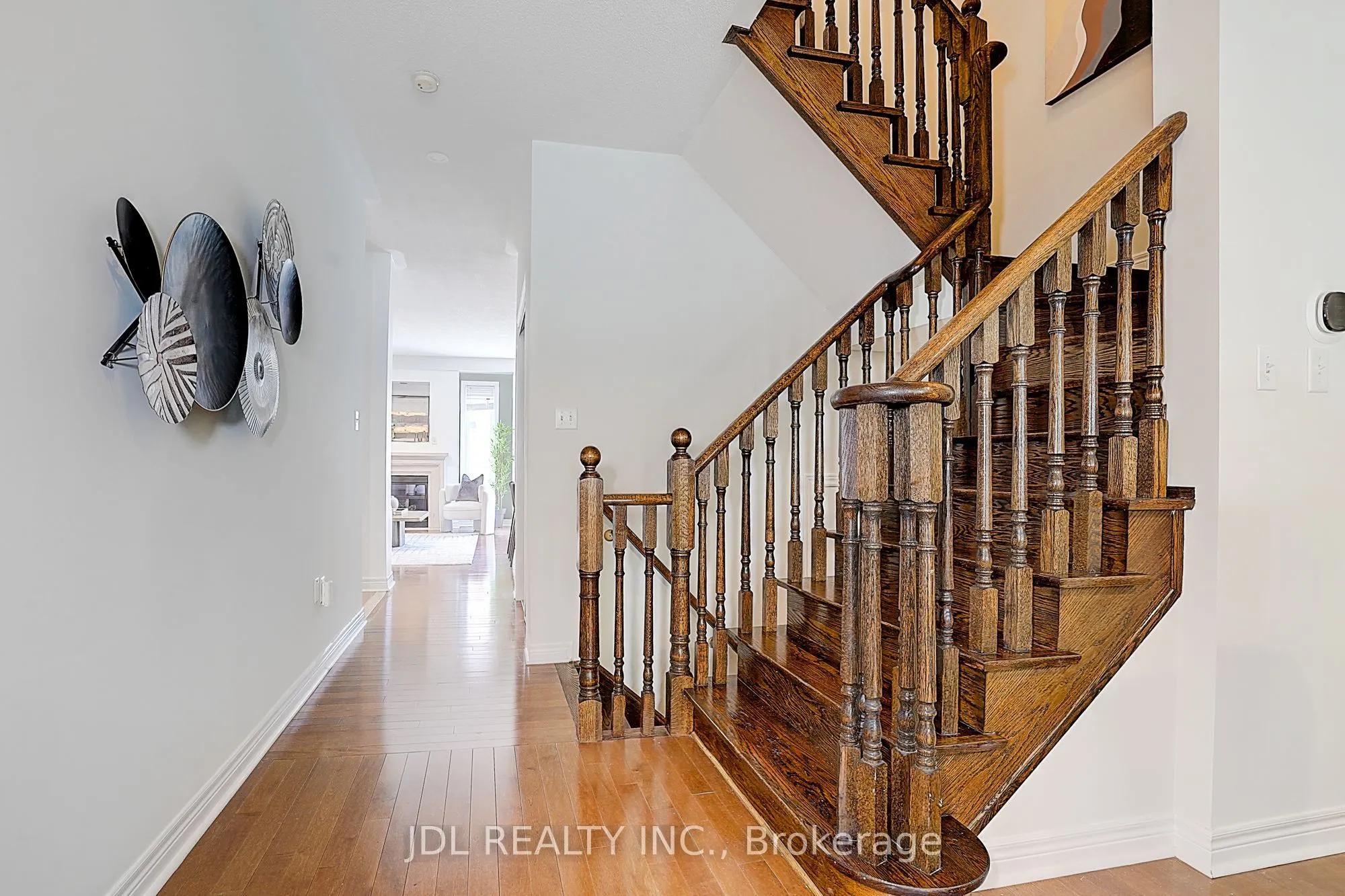 64 Pillar Rock Crescent