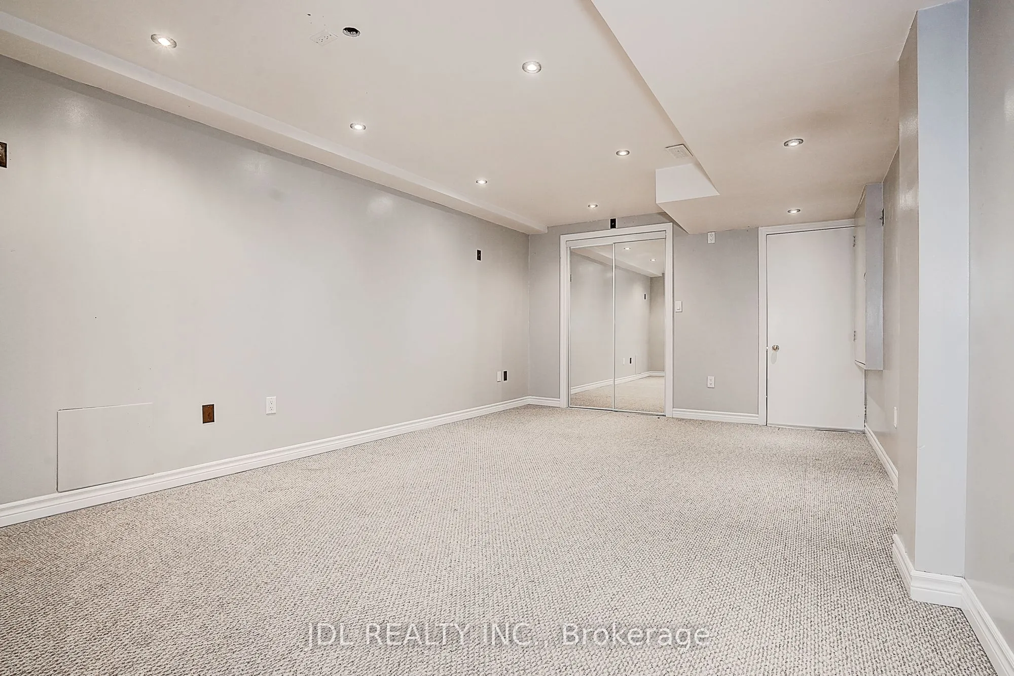 64 Pillar Rock Crescent