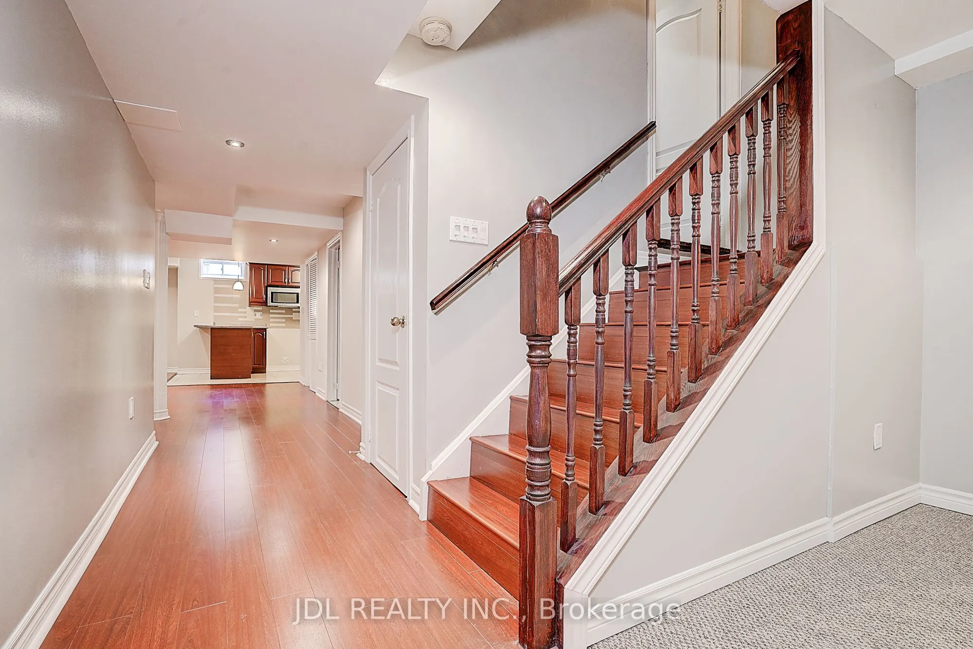 64 Pillar Rock Crescent