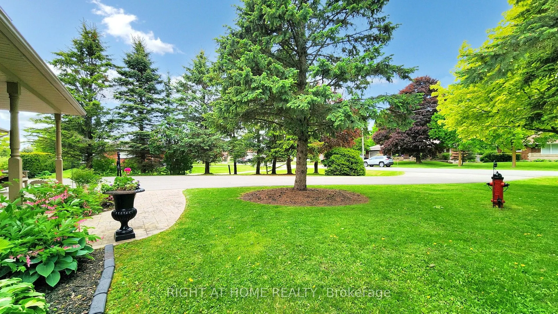 8956 Concession 4 Road