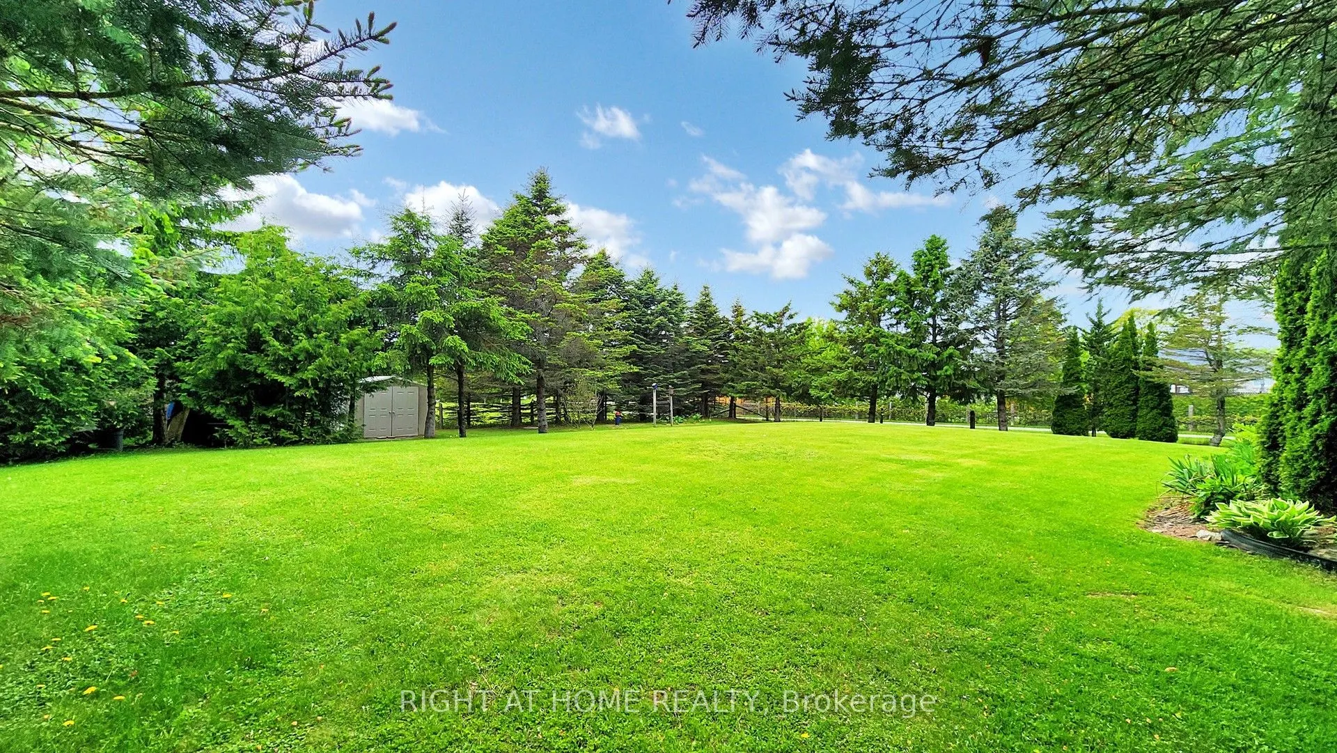 8956 Concession 4 Road