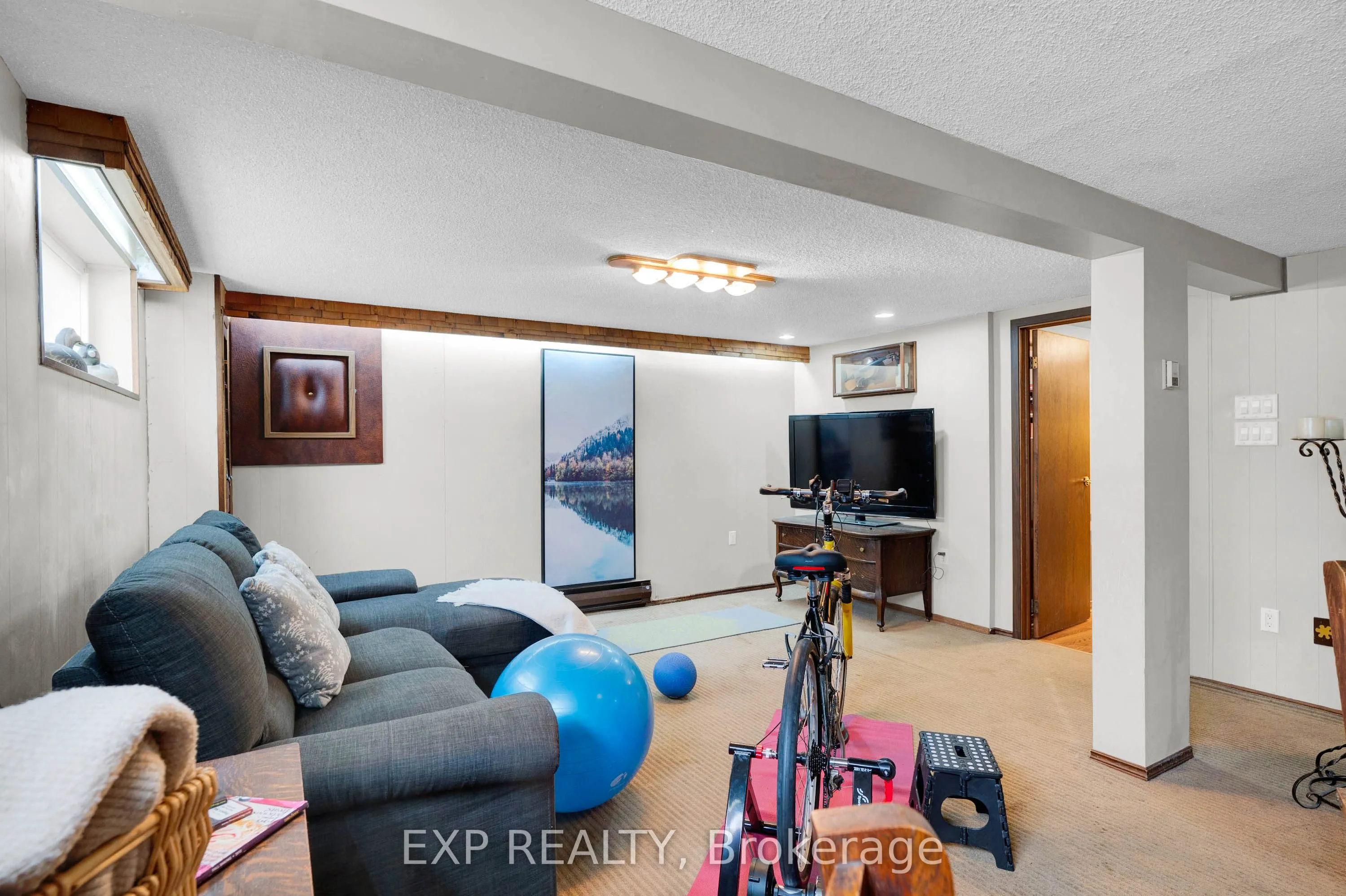 233 Sand Road