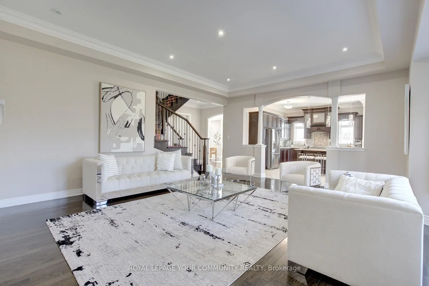 38 Alrob Court