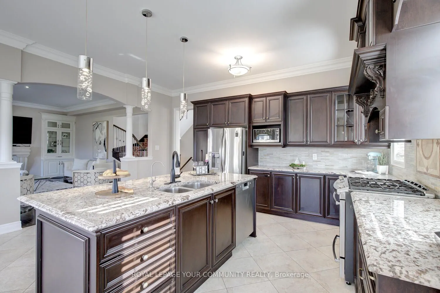 38 Alrob Court