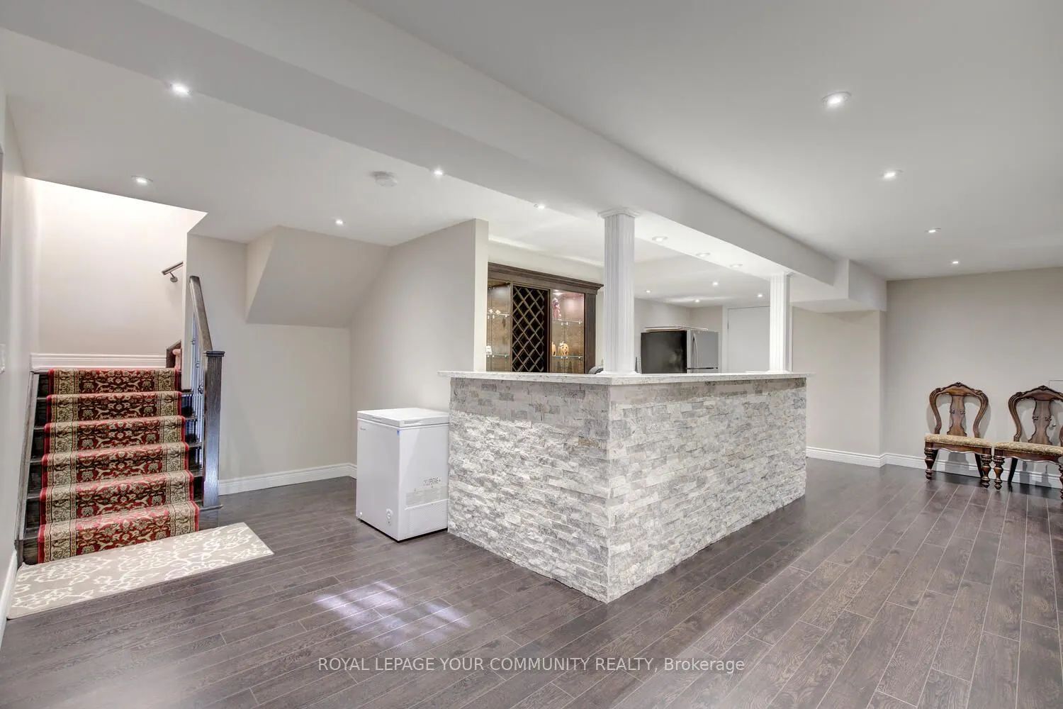 38 Alrob Court