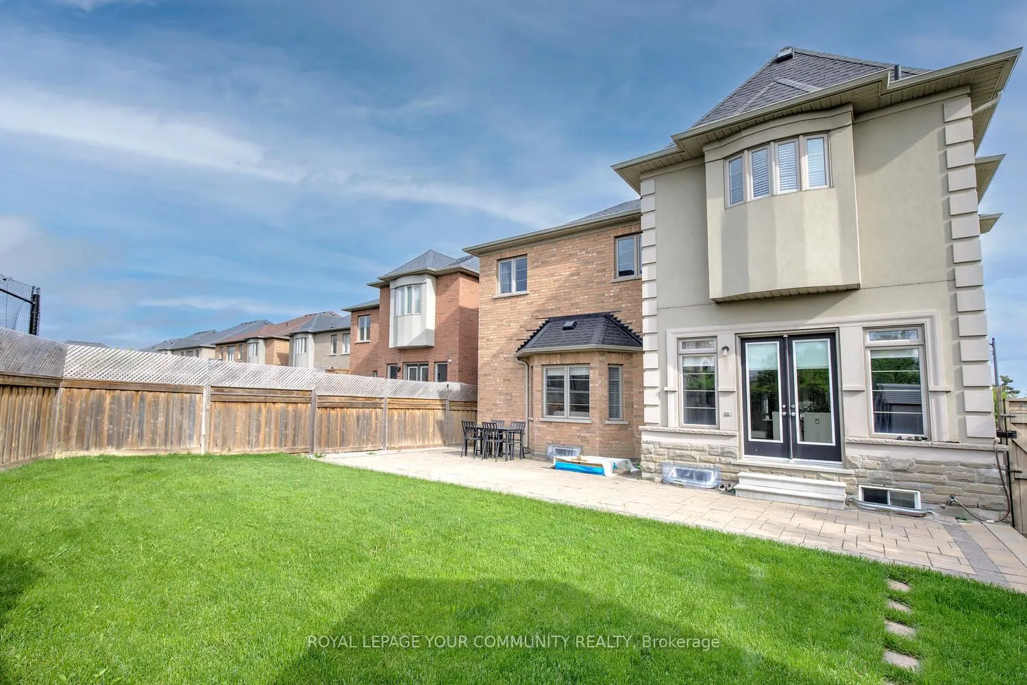 38 Alrob Court