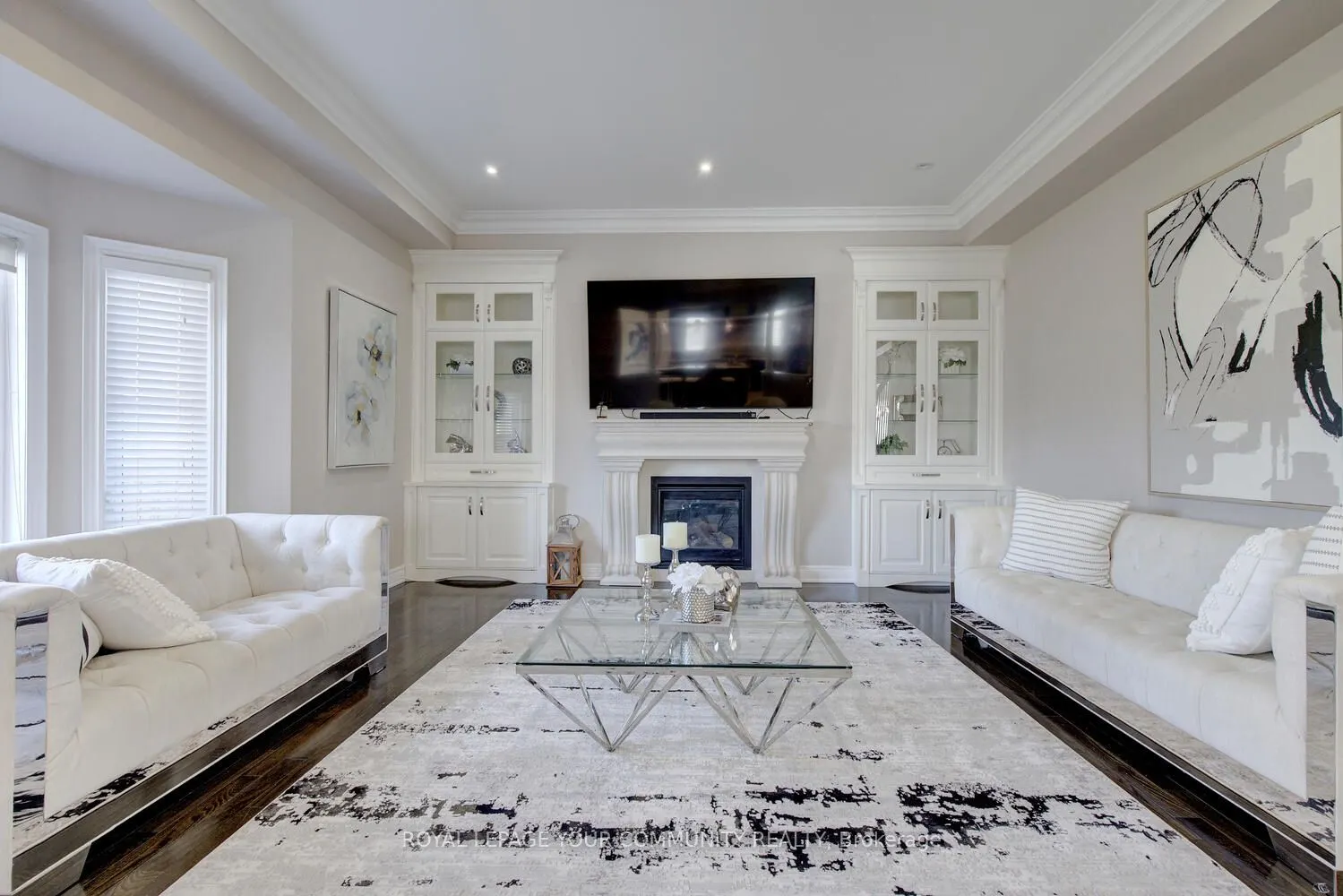 38 Alrob Court