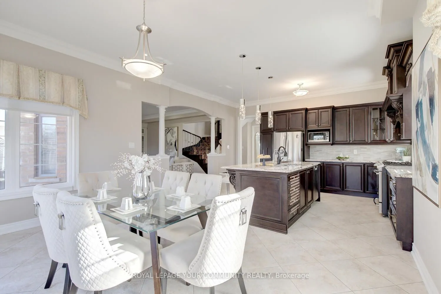38 Alrob Court