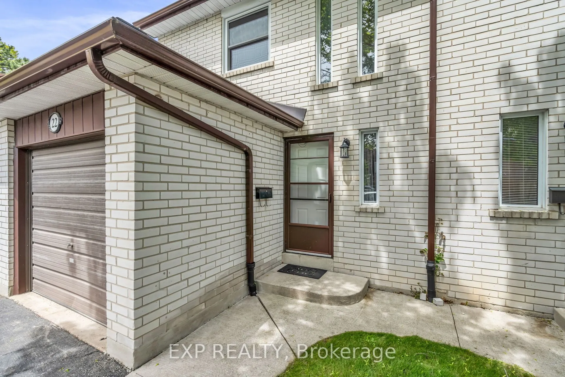22 Niles Way, #325