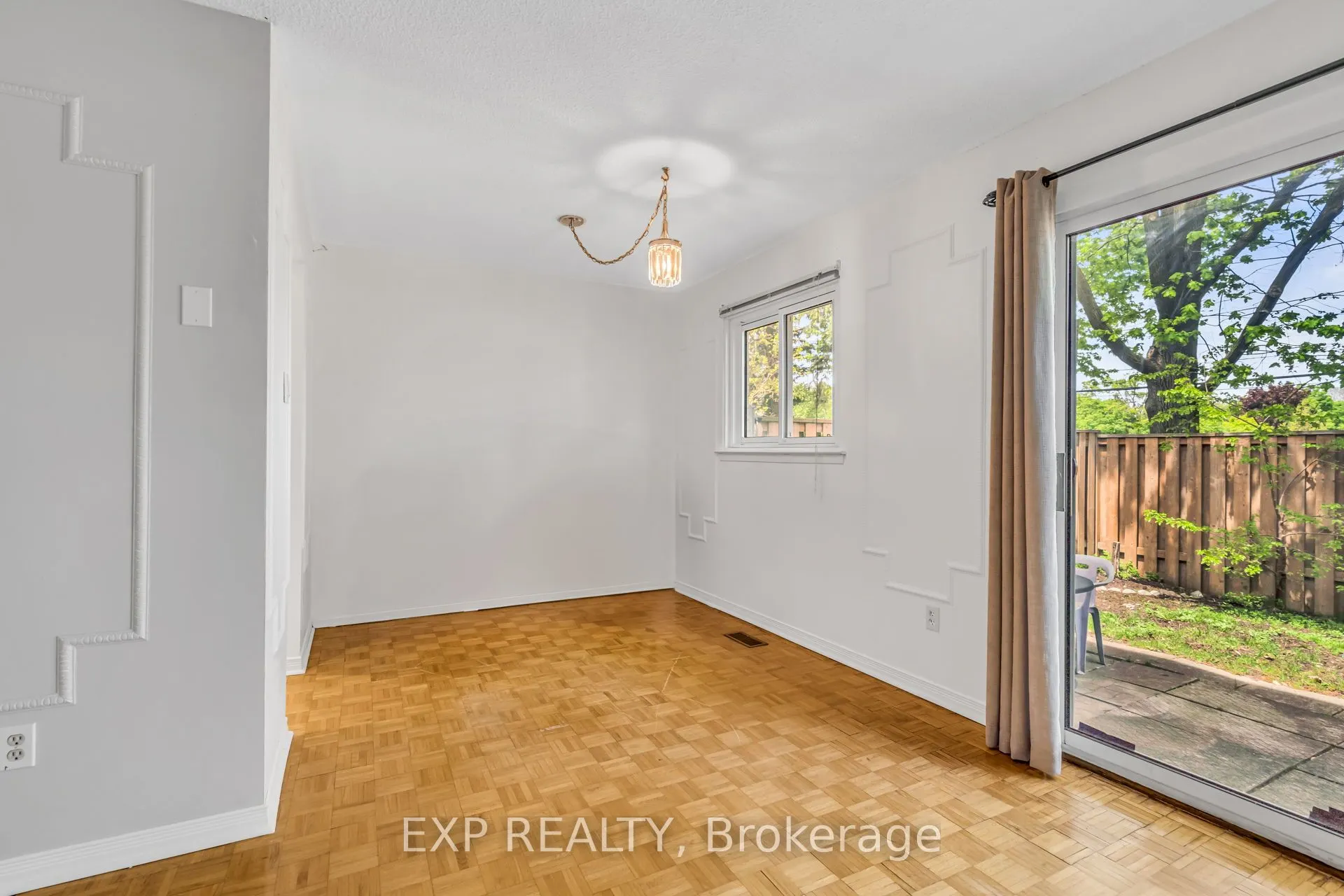 22 Niles Way, #325