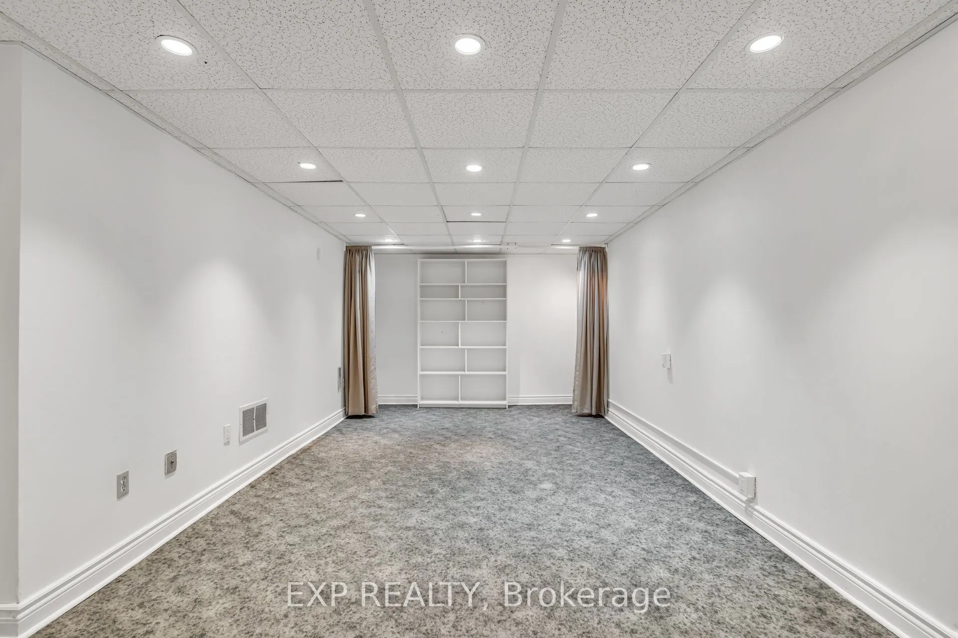 22 Niles Way, #325