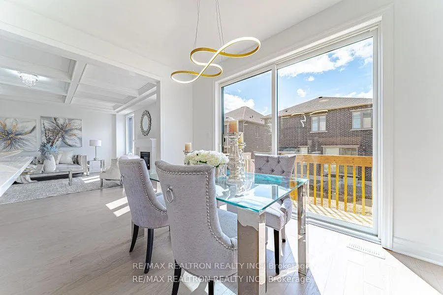 63 Greenridge Crescent