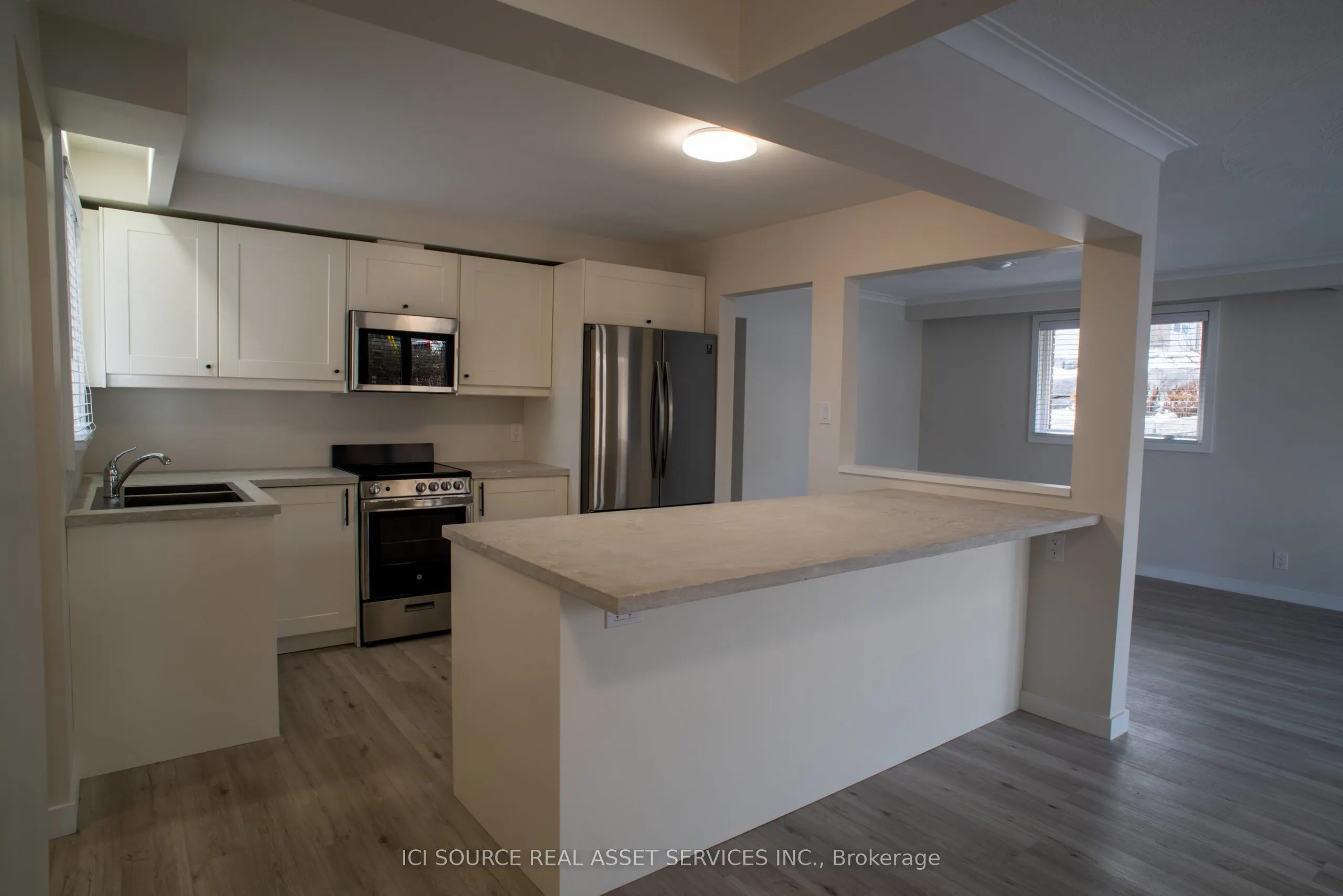 200 John Street W, #A