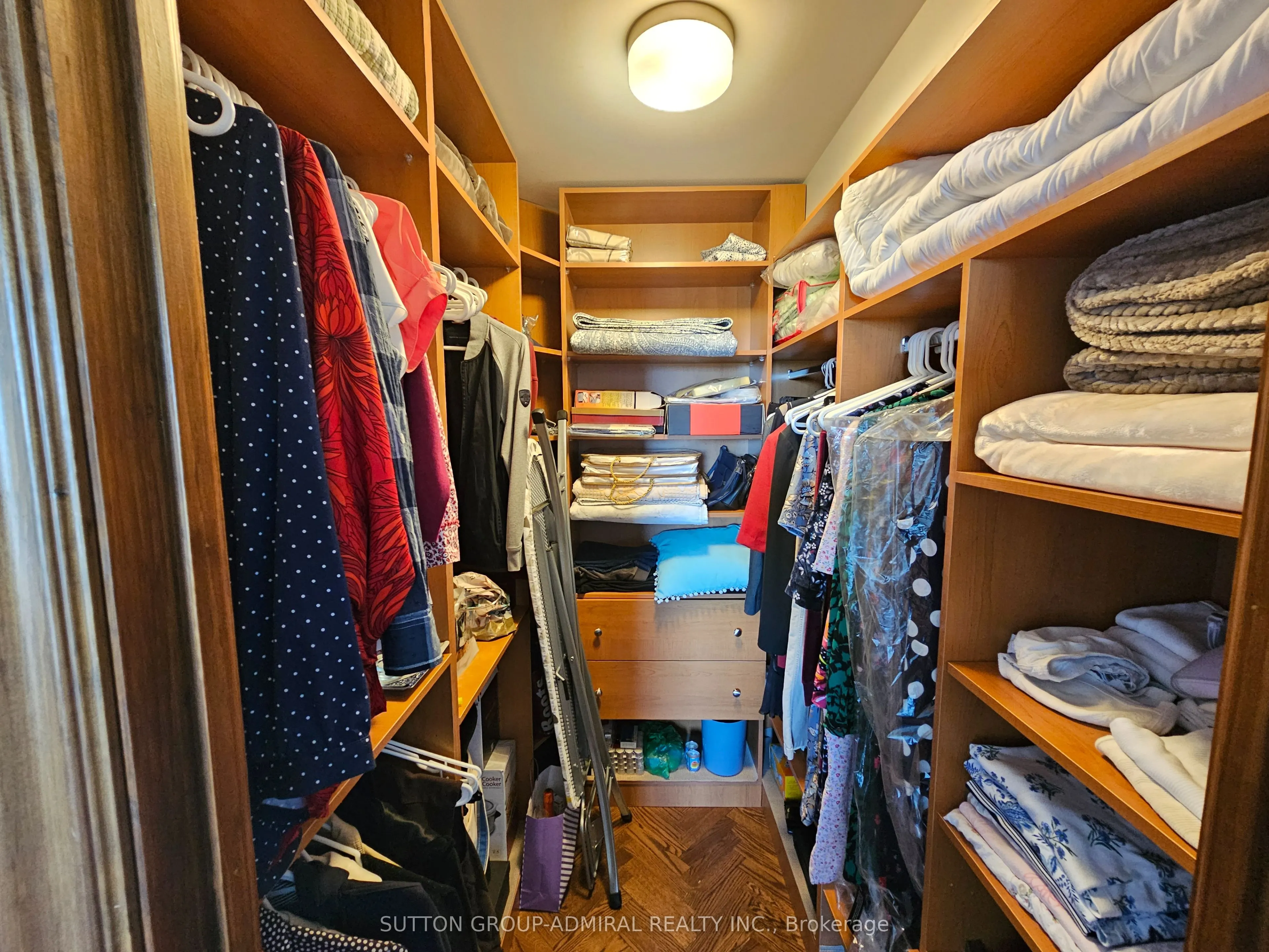 7 Townsgate Drive #604