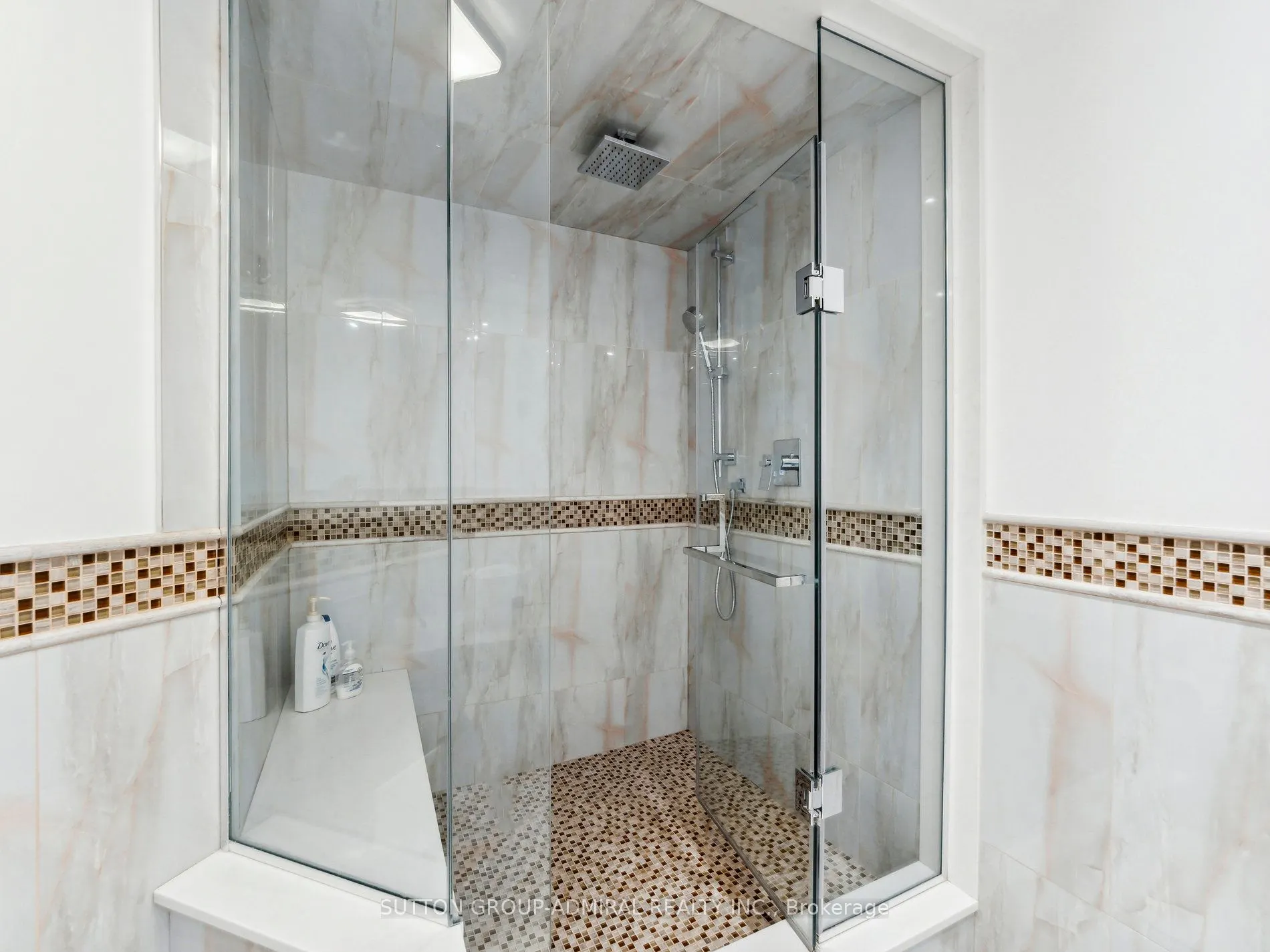 7 Townsgate Drive #604