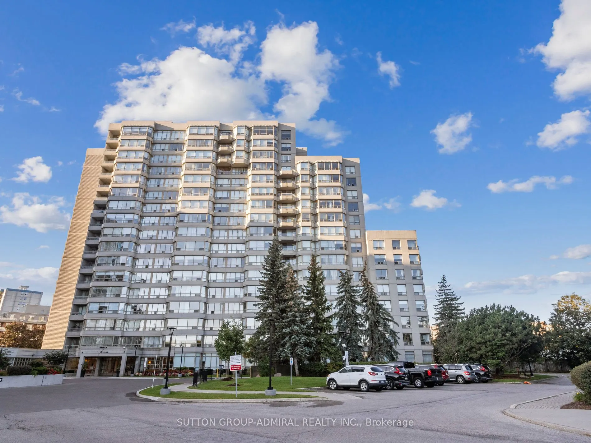 7 Townsgate Drive #604