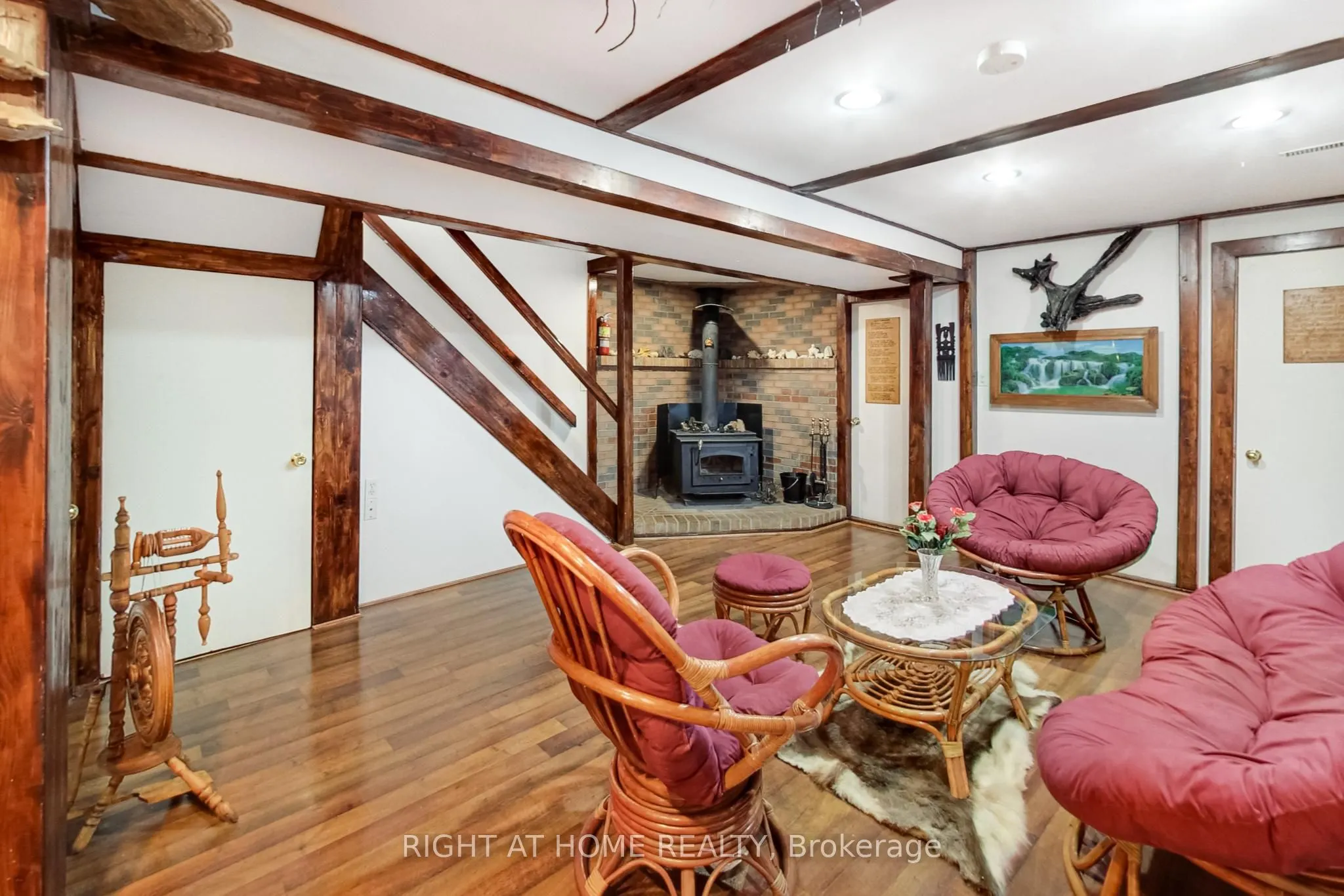 28 Foxtail Ridge