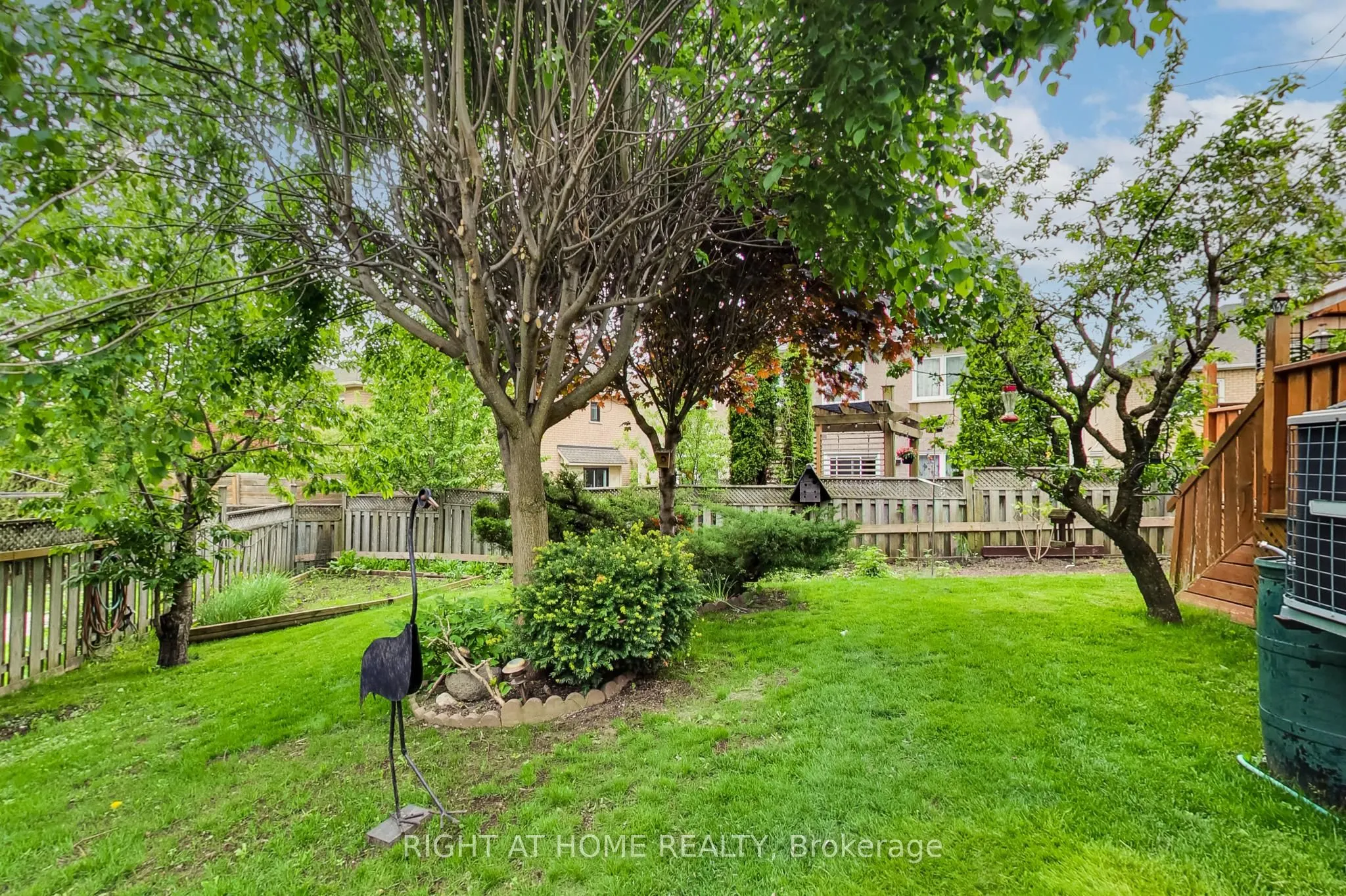 28 Foxtail Ridge