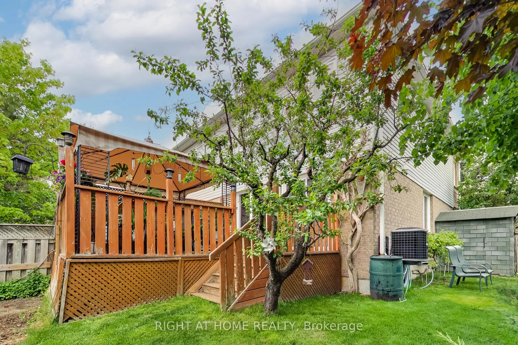 28 Foxtail Ridge