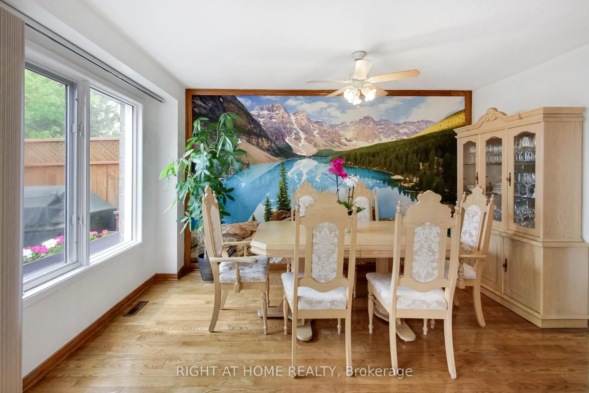 28 Foxtail Ridge