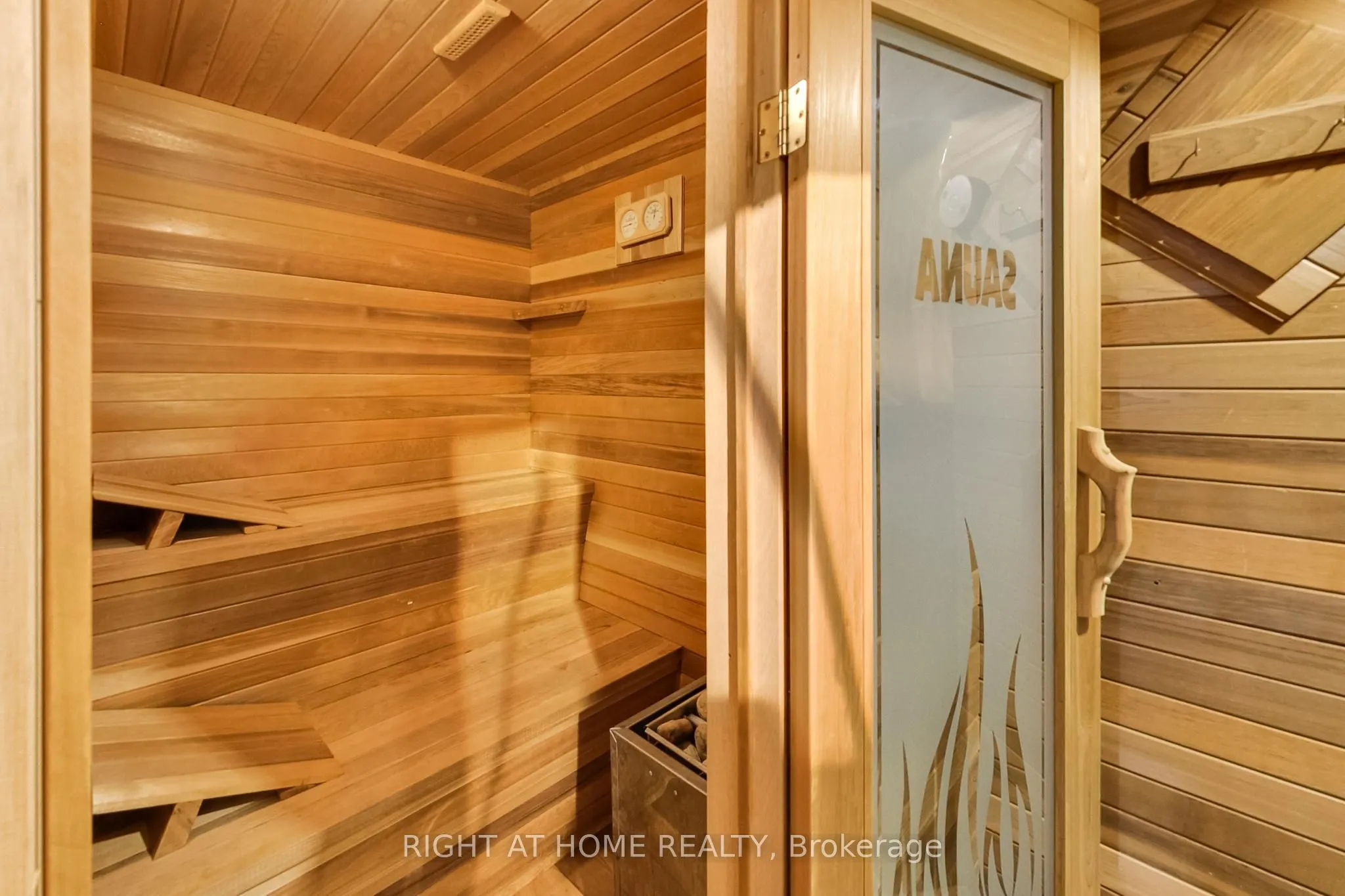 28 Foxtail Ridge