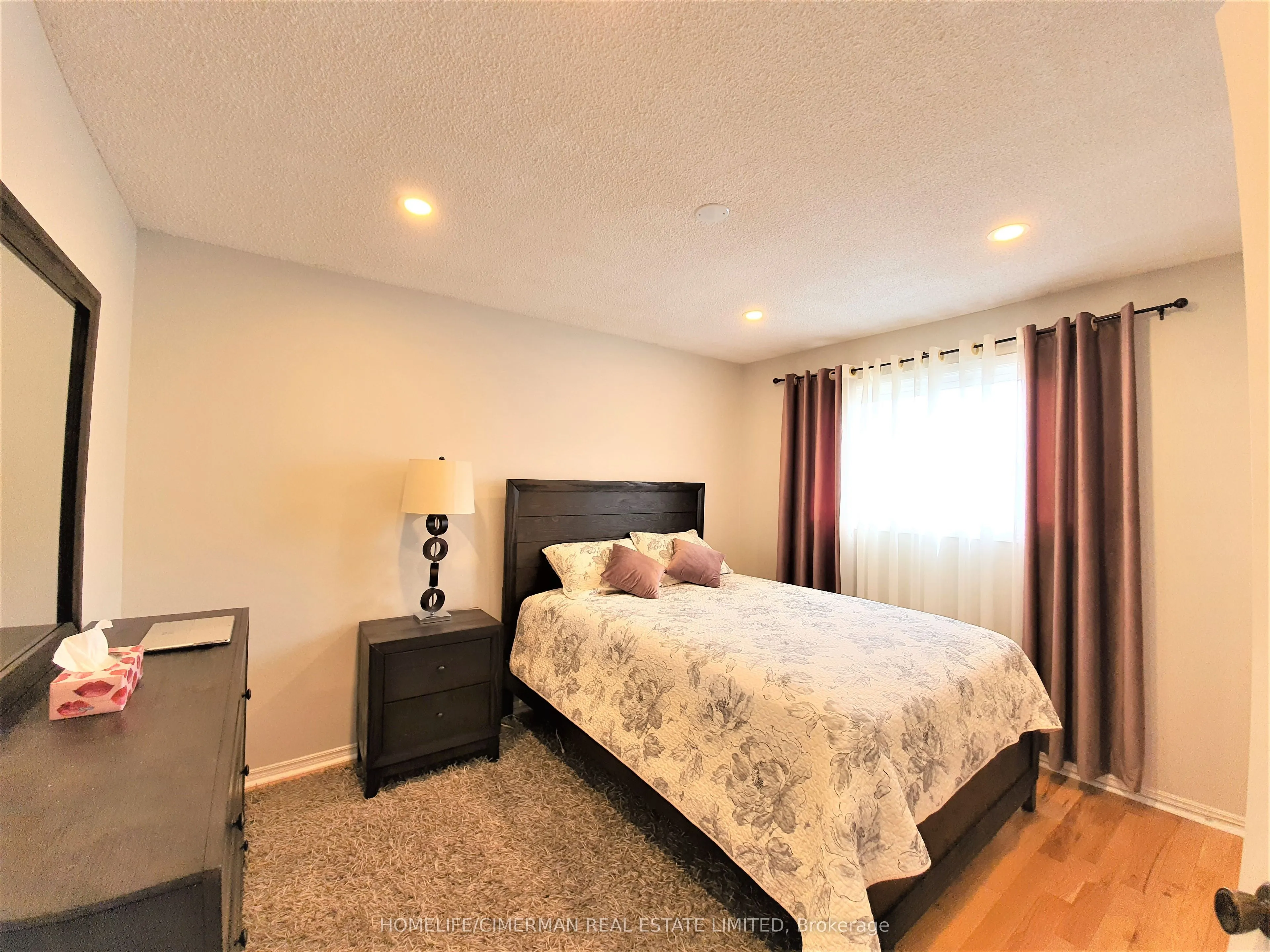 312 Harewood Boulevard, #UPPER