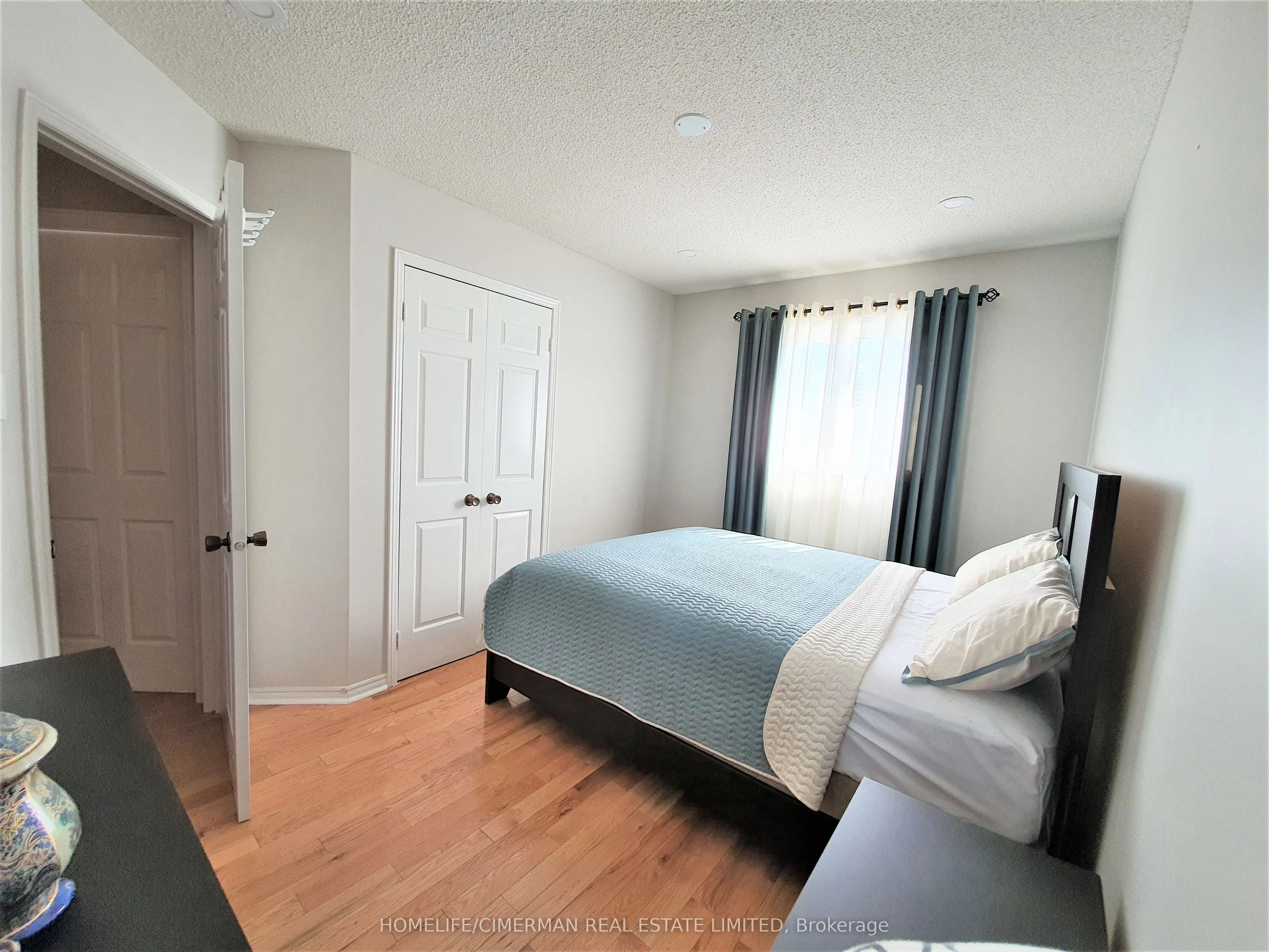 312 Harewood Boulevard, #UPPER