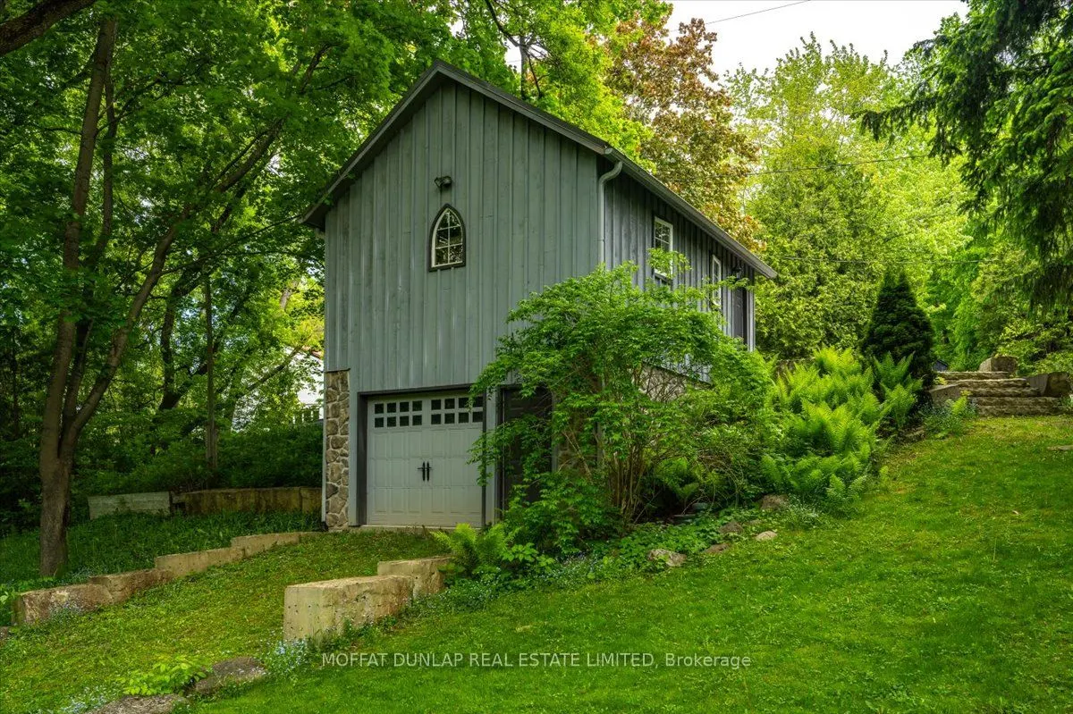 15 Laskay Lane