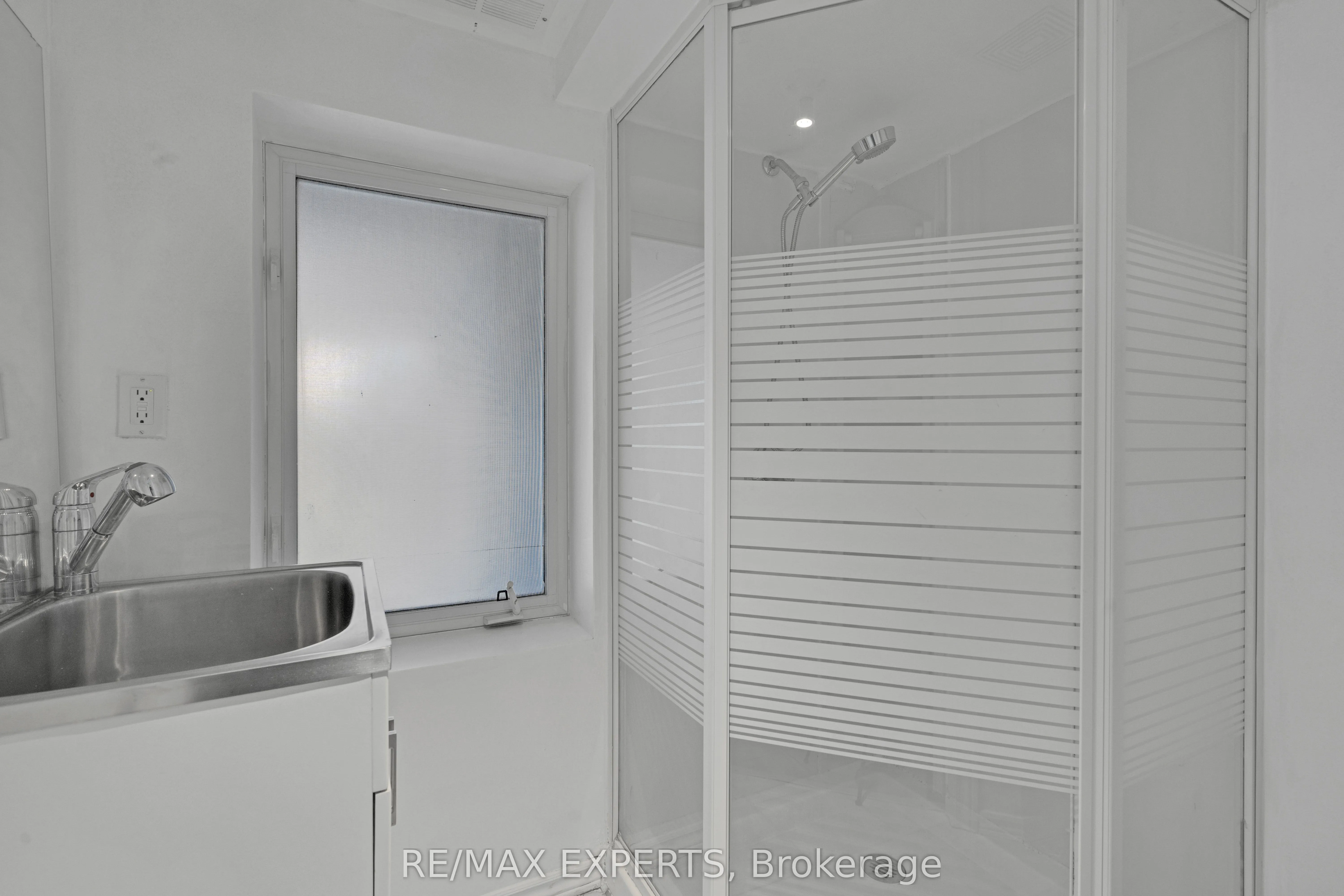 19 Foxchase Avenue, #32