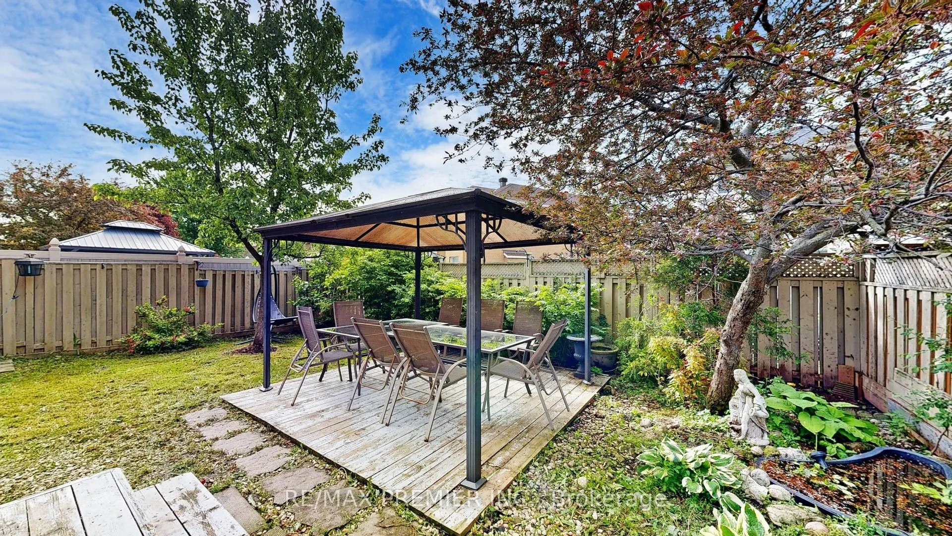 215 Drummond Drive