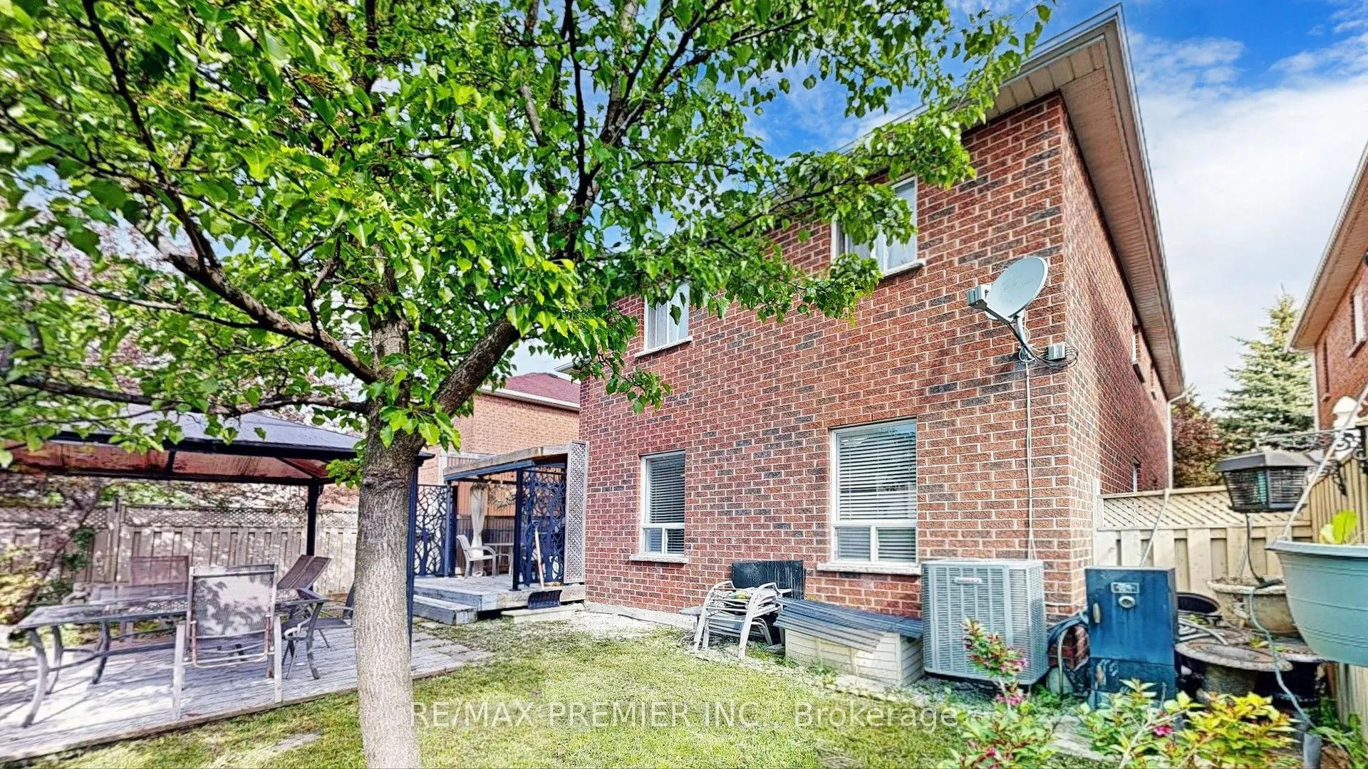 215 Drummond Drive