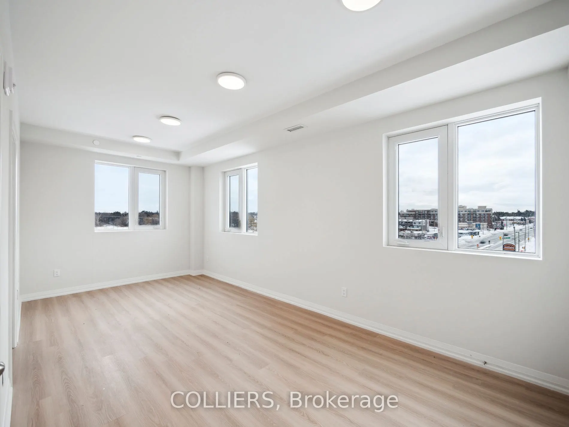 13042 Yonge Street
