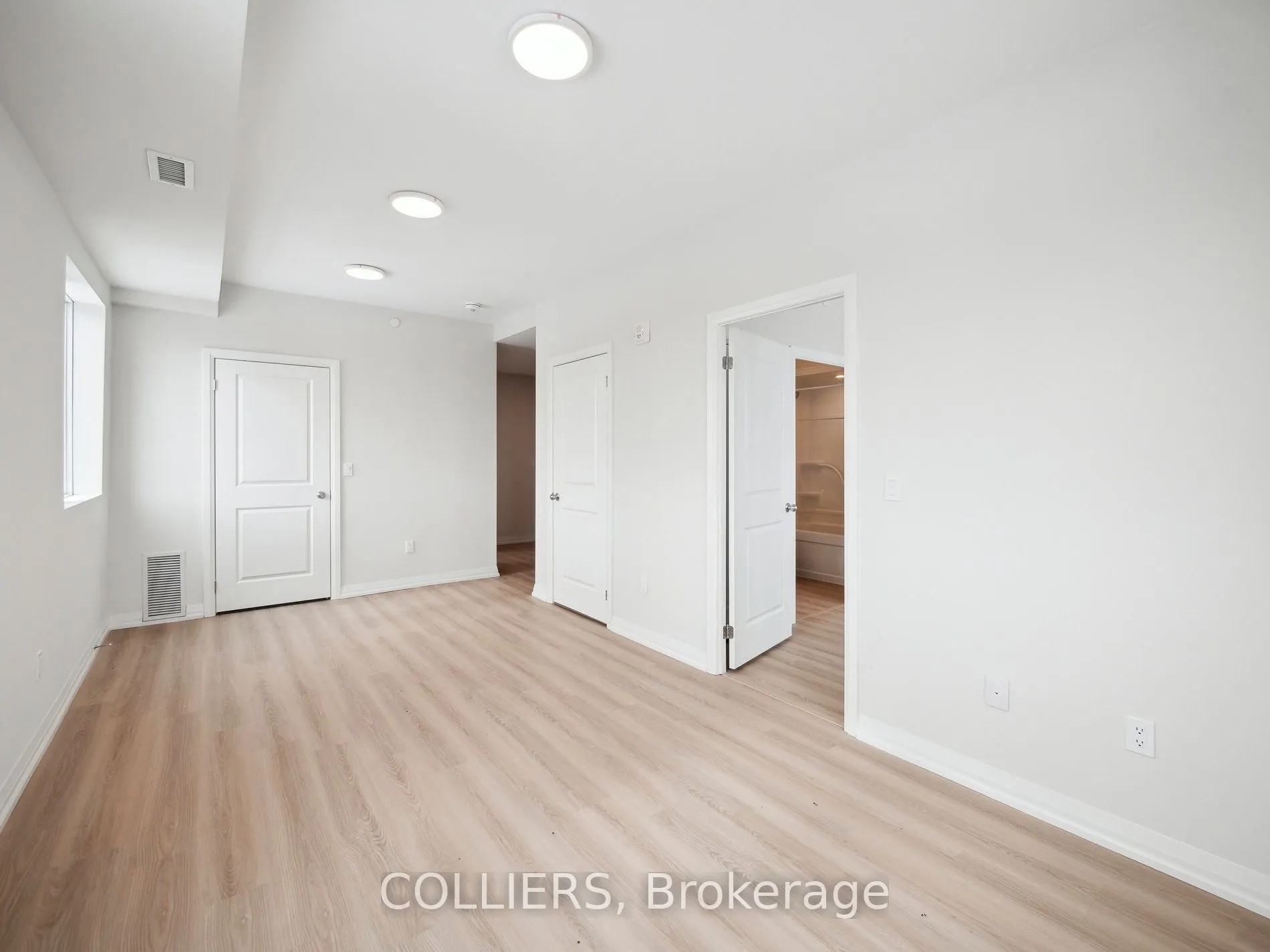 13042 Yonge Street