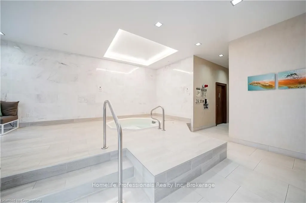 111 Civic Square Gate, #619