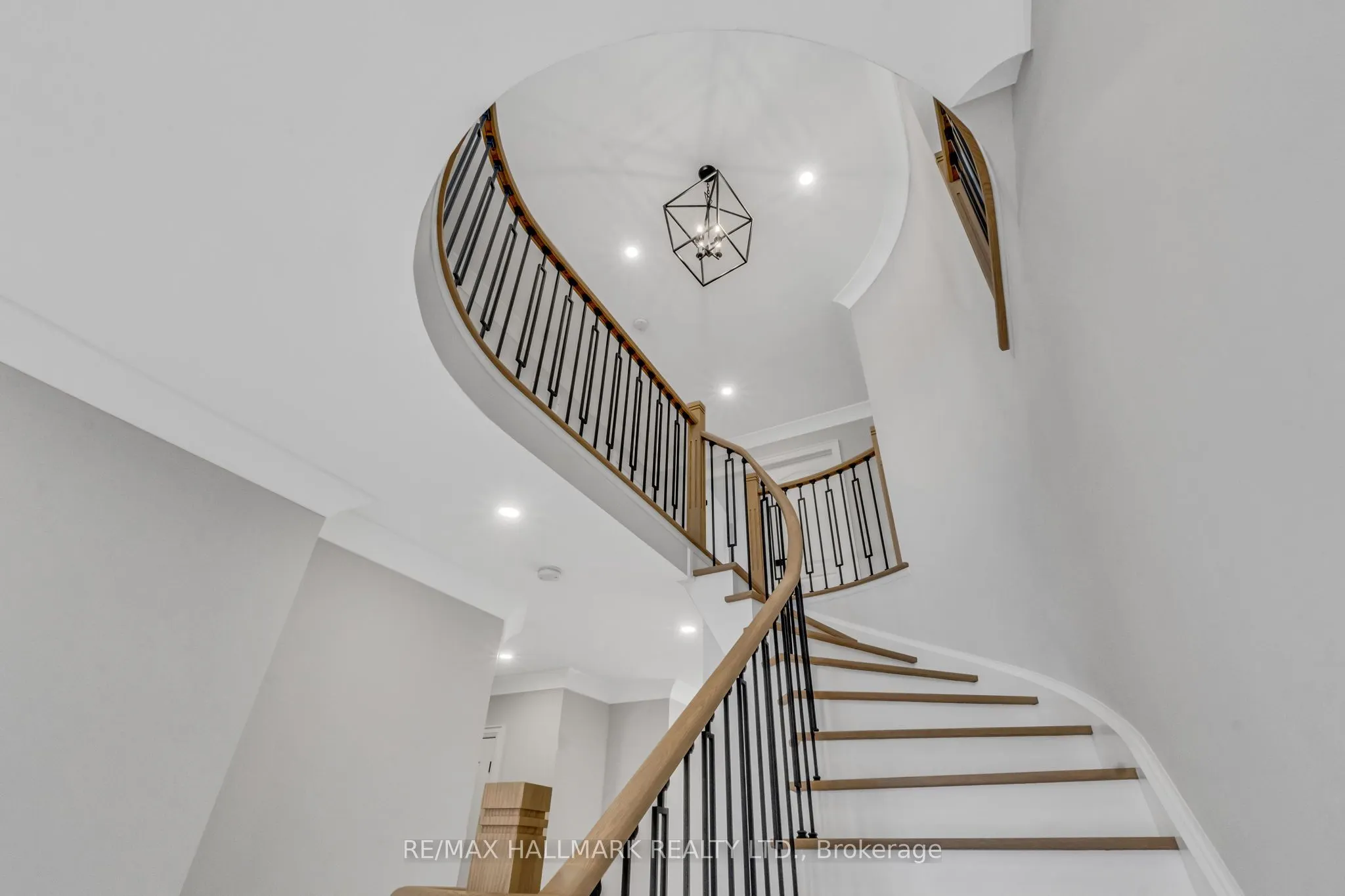372 Crofters Road