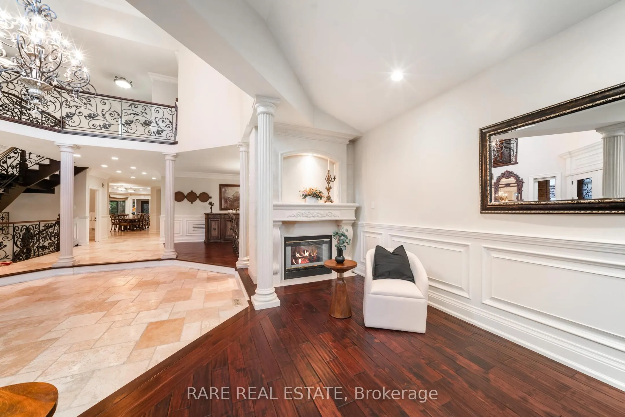 30 Delia Place W