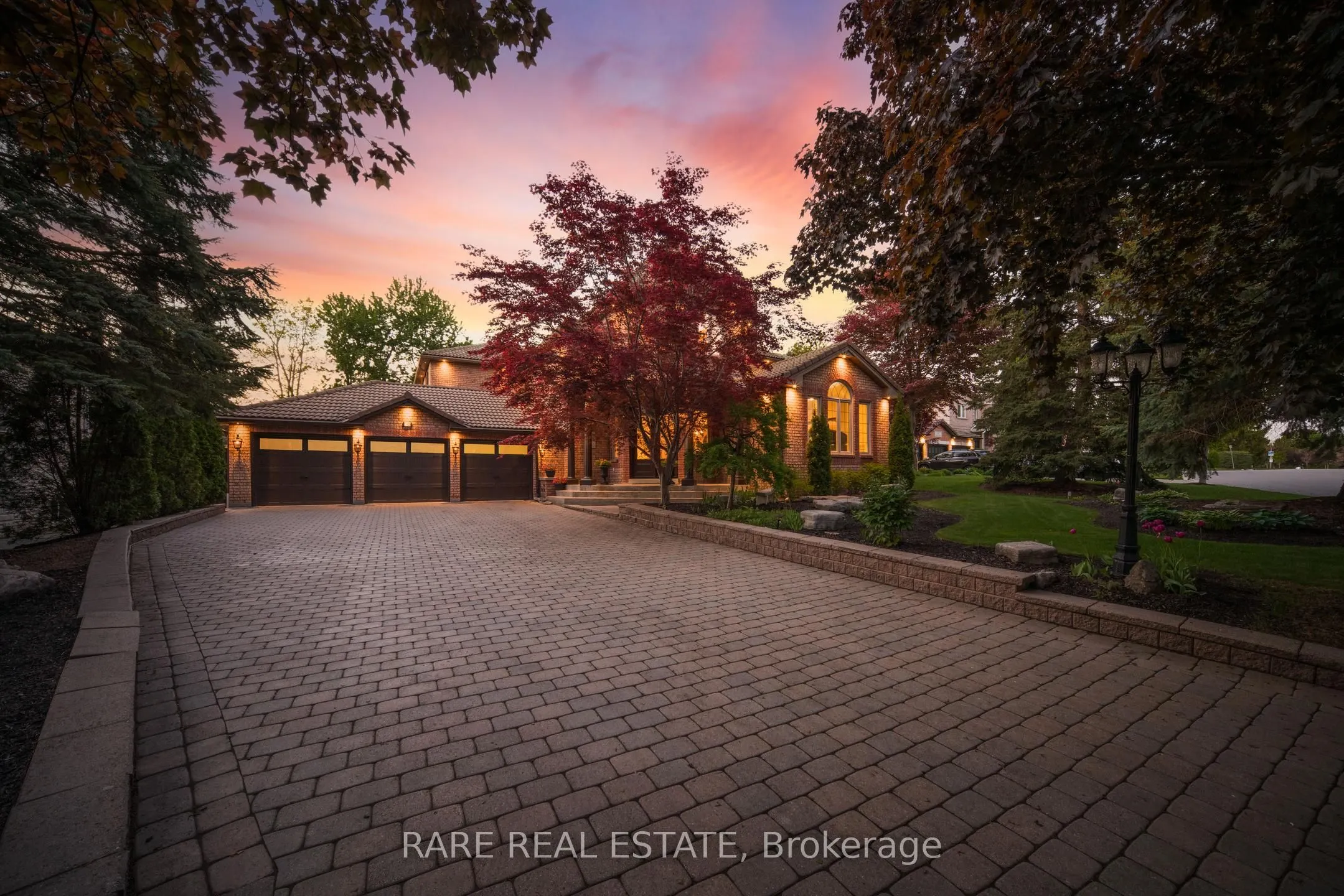 30 Delia Place W